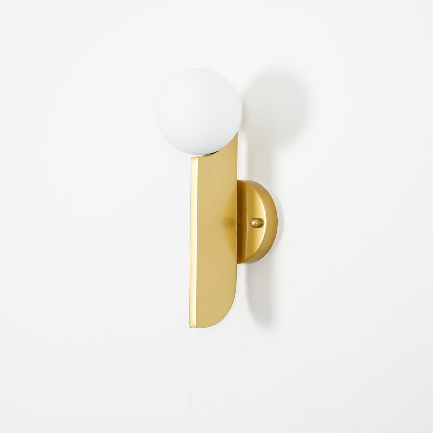 Bower Sconce - Blowlighting