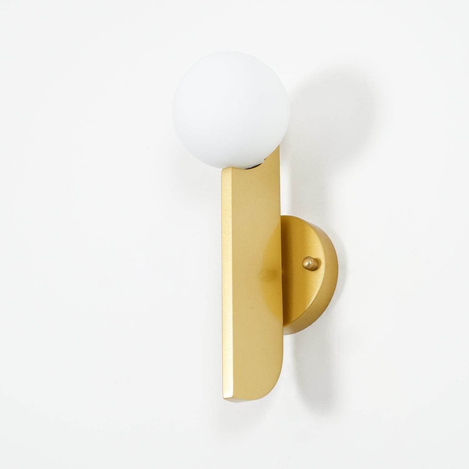 Bower Sconce - Blowlighting