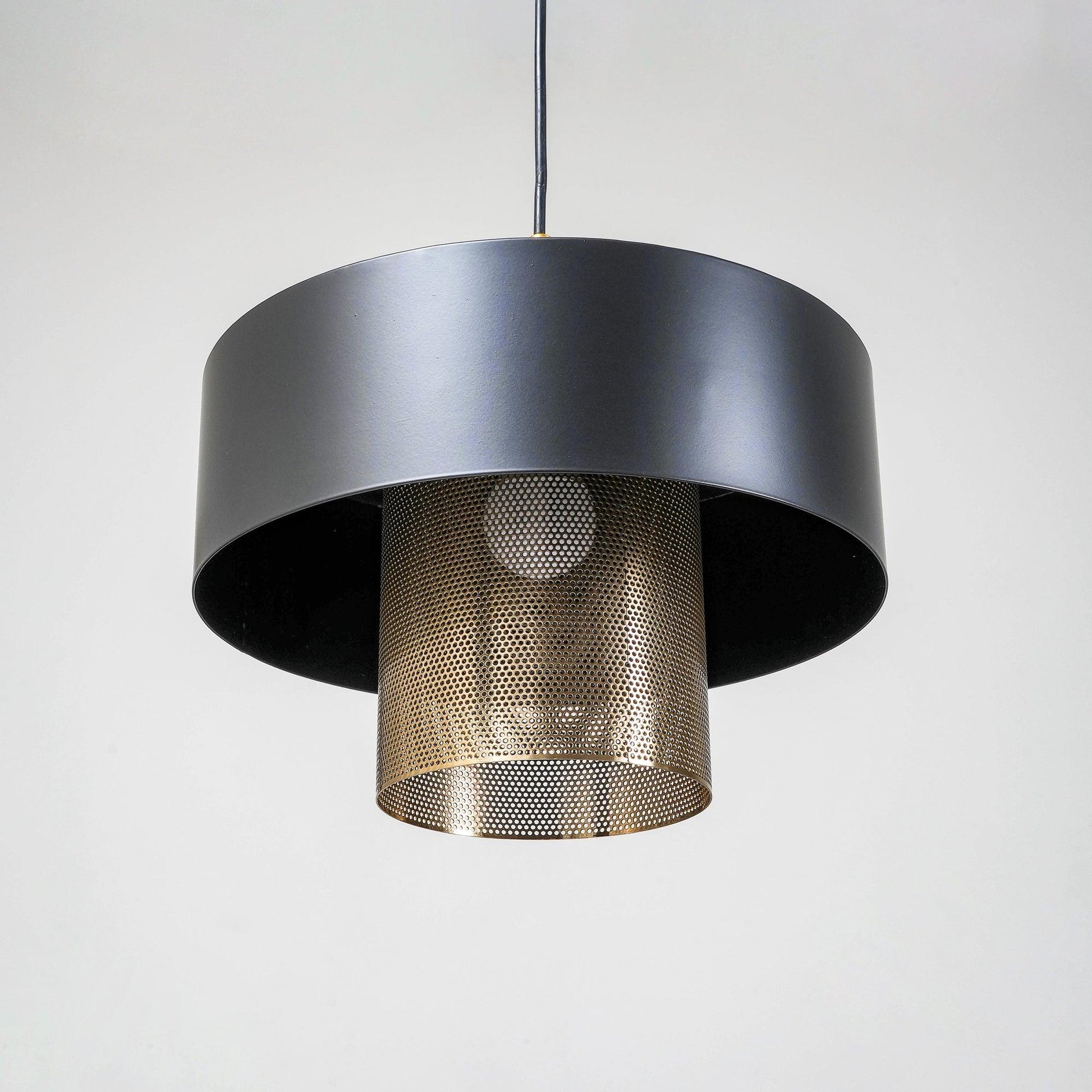 Bradbury Pendant Lamp - Blowlighting