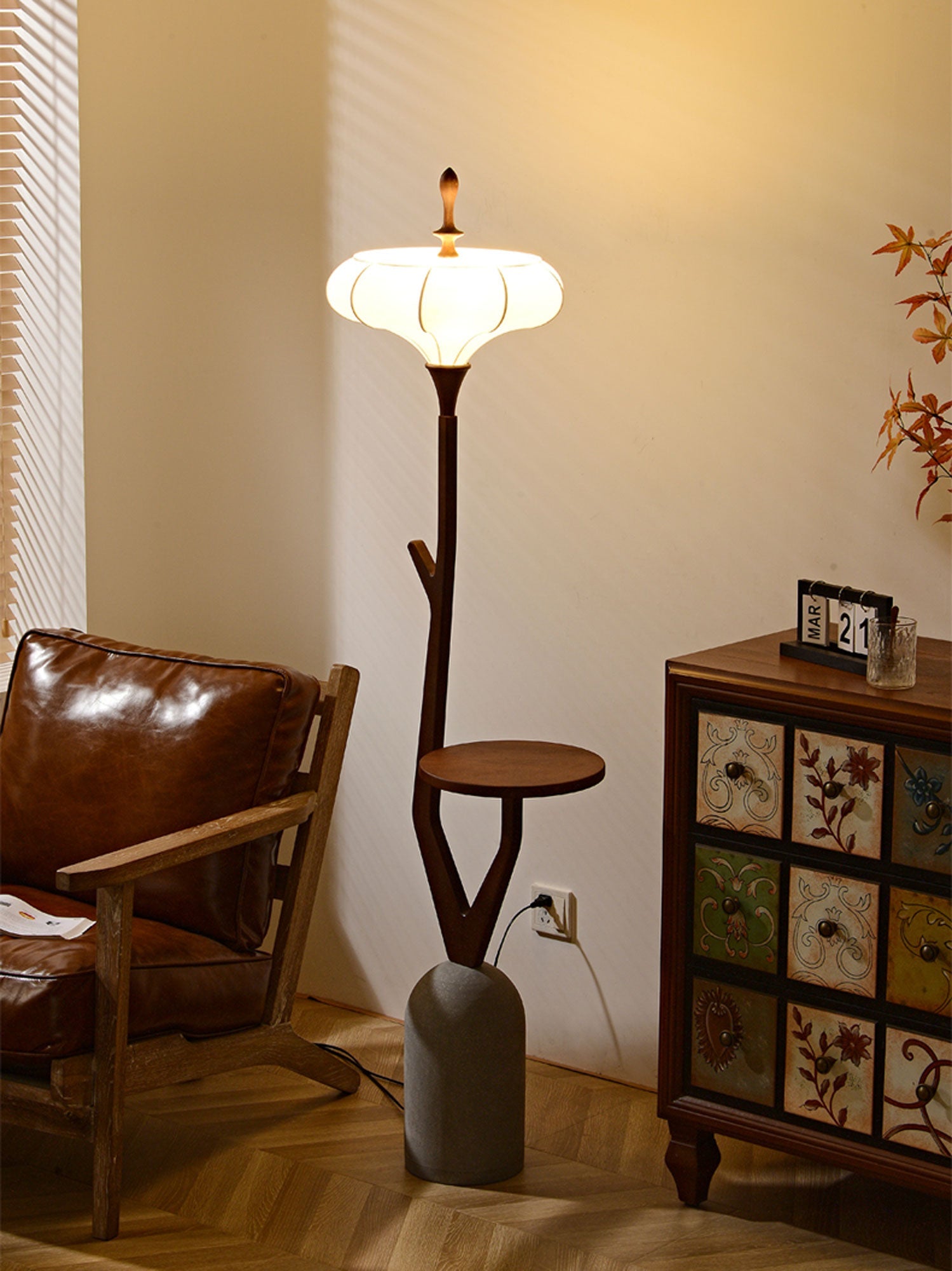 Flor Fashion Wood Floor Lamp - Blowlighting