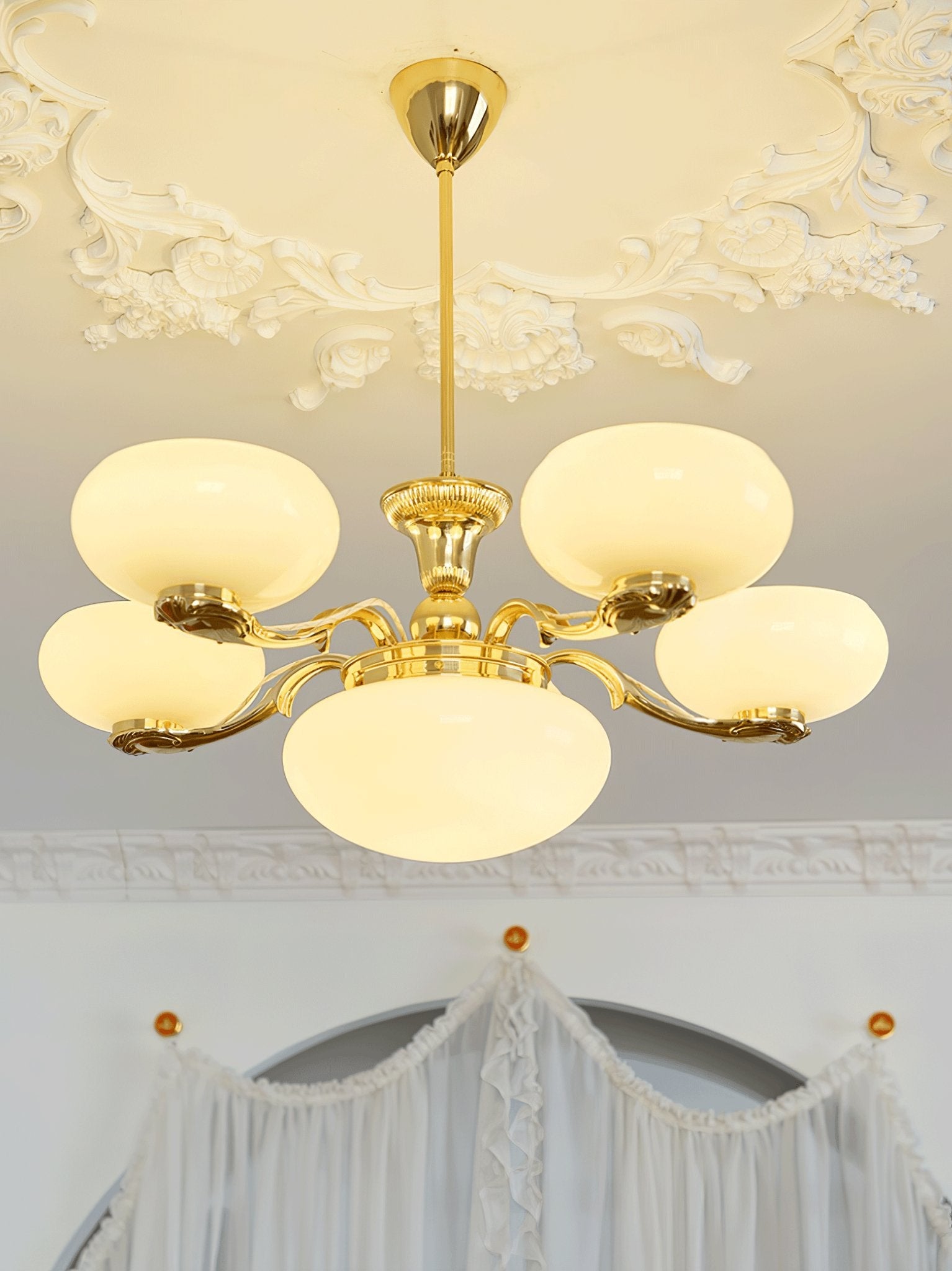 Ethan Luxury Glass Chandelier - Blowlighting