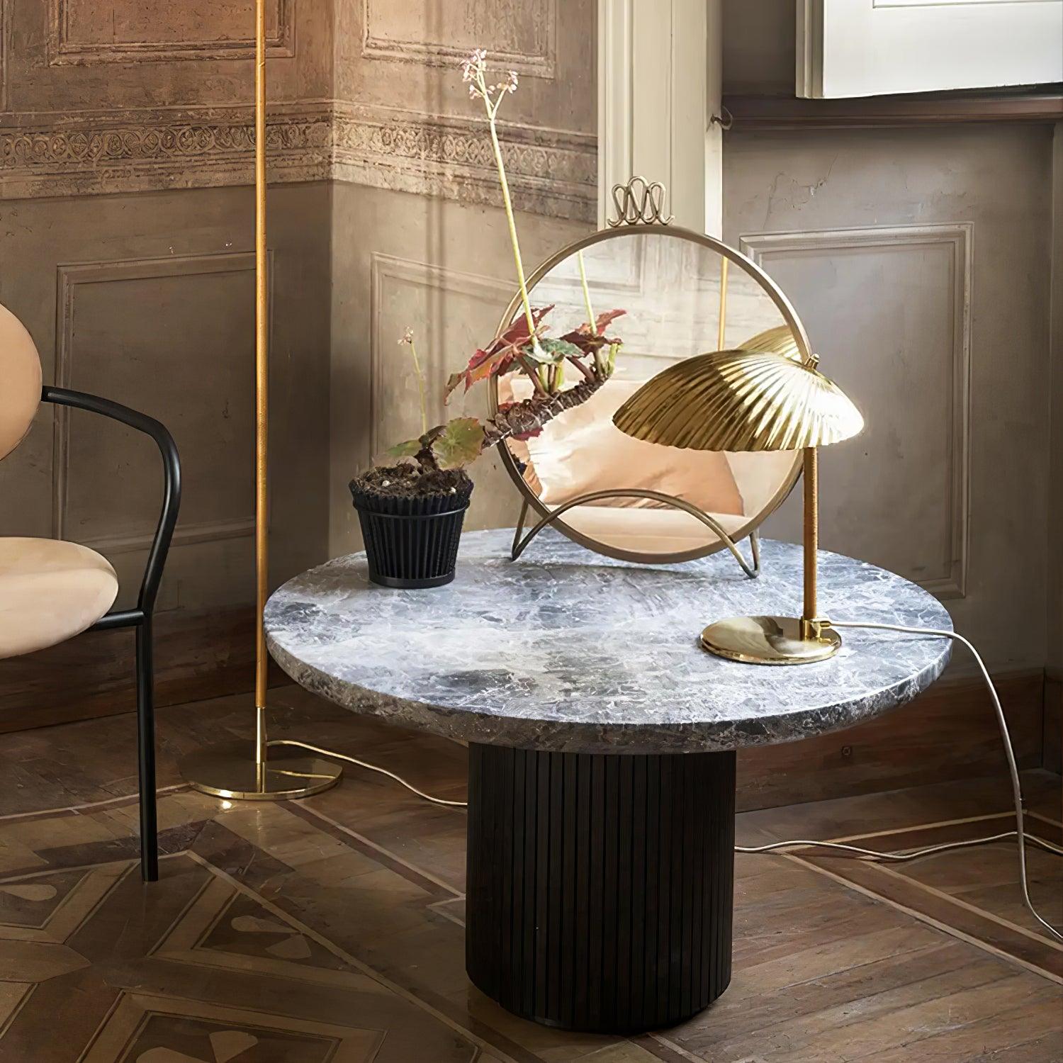 Brass Shell Table Lamp - Blowlighting