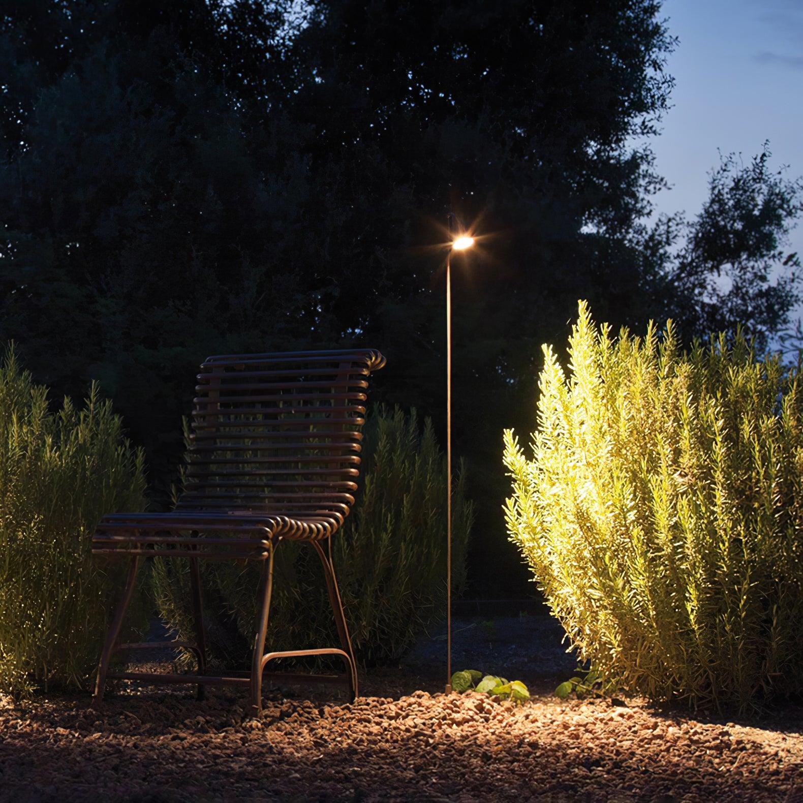 Bellflower Outdoor Floor Lamp - Blowlighting