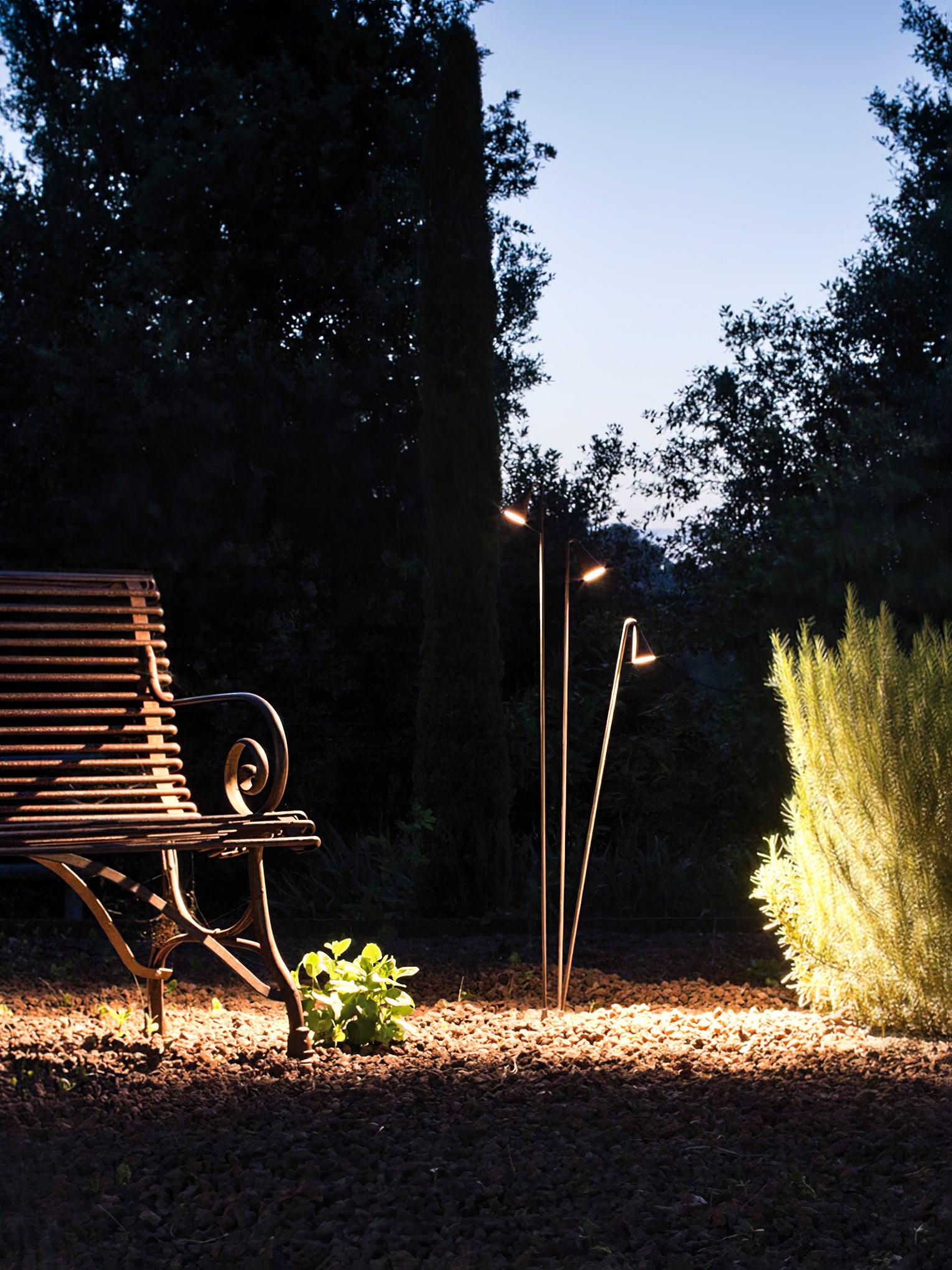 Bellflower Outdoor Floor Lamp - Blowlighting