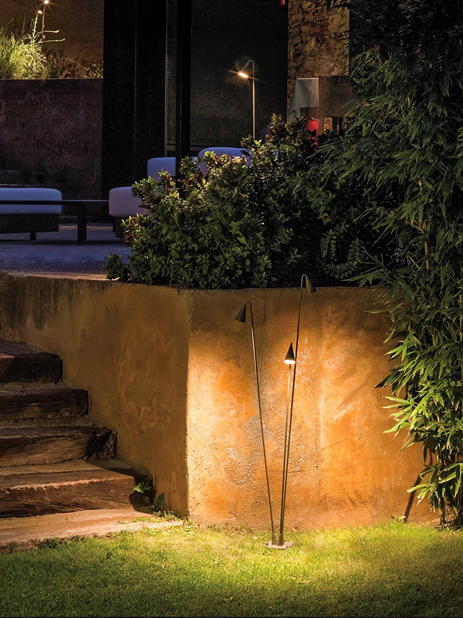 Bellflower Outdoor Floor Lamp - Blowlighting