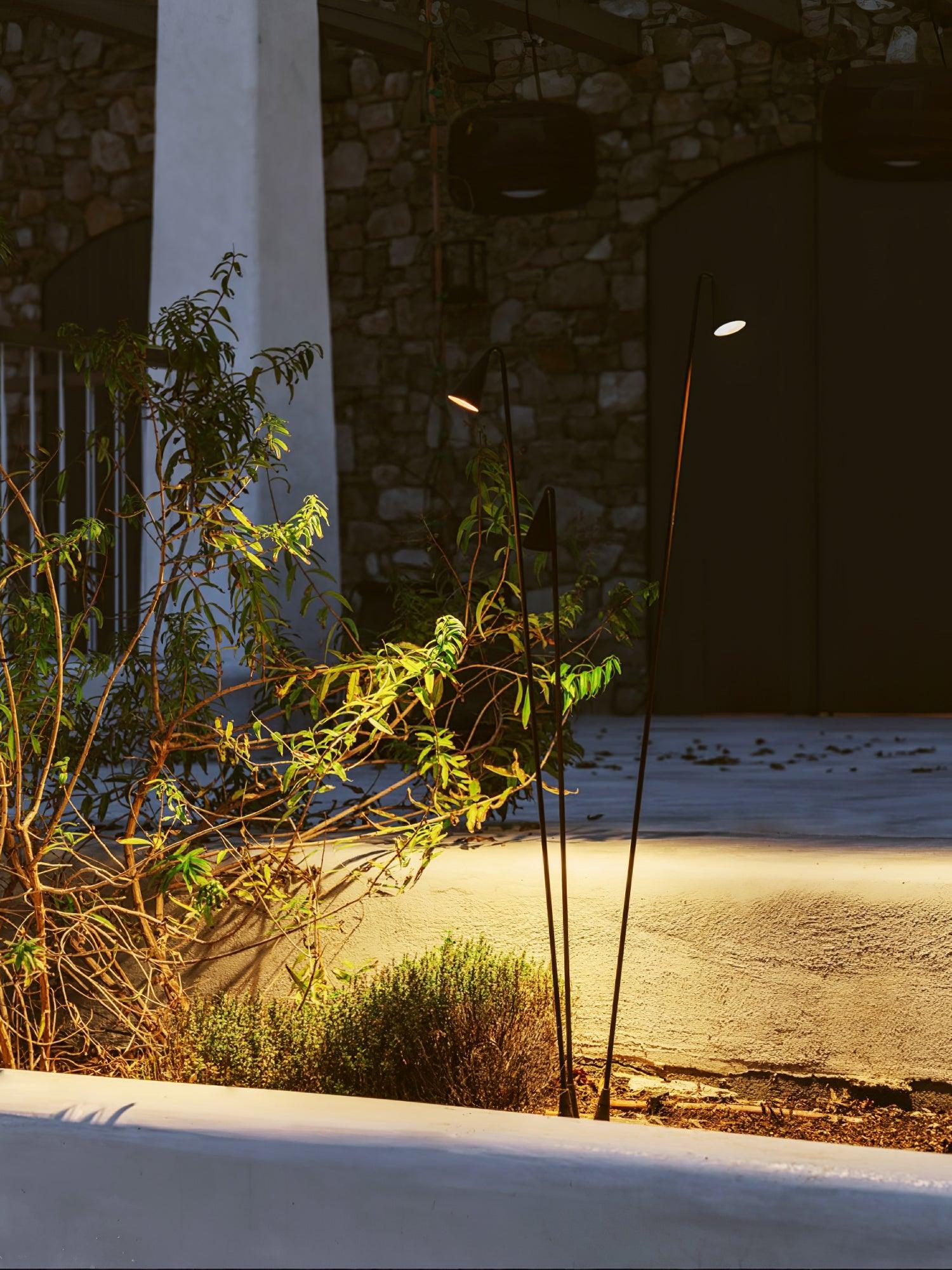 Bellflower Outdoor Floor Lamp - Blowlighting