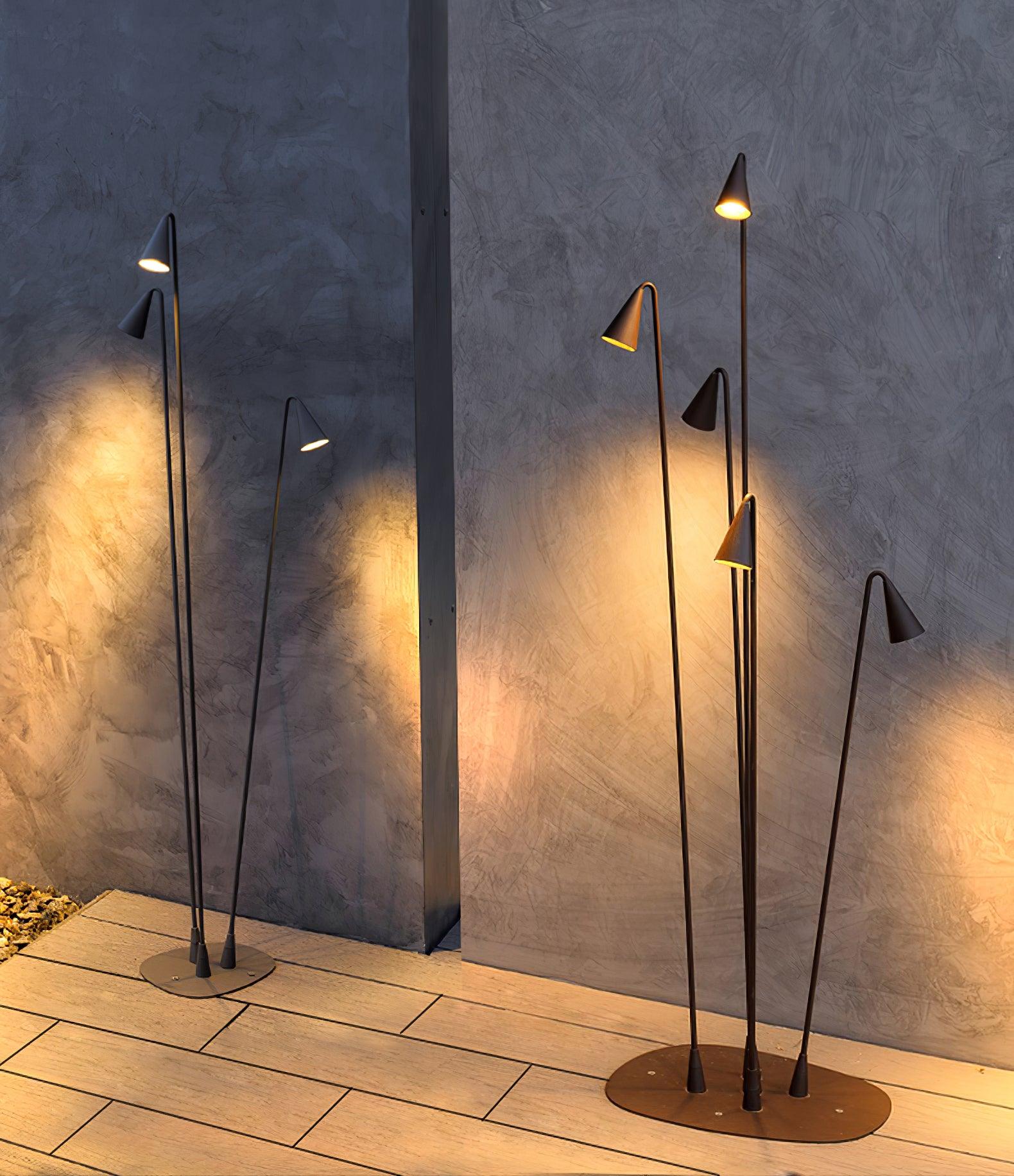Bellflower Outdoor Floor Lamp - Blowlighting