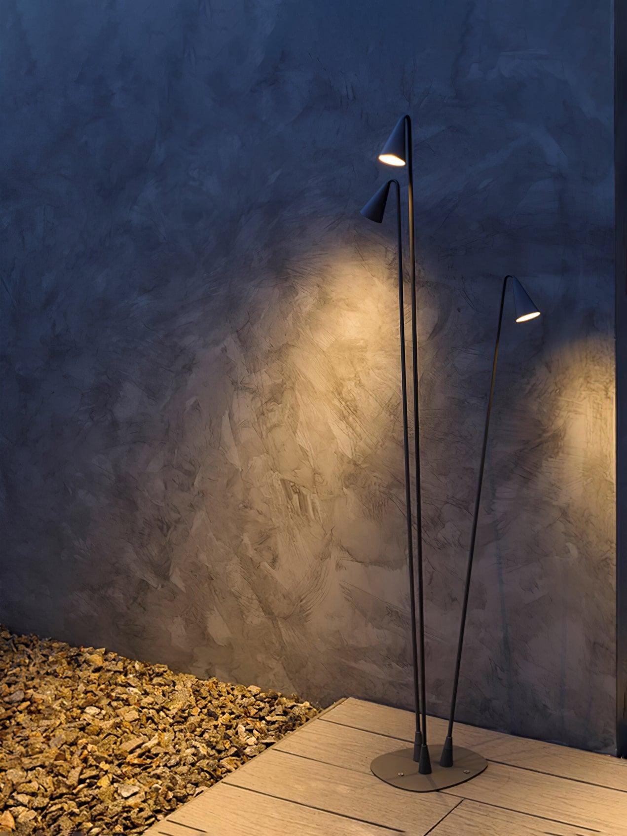 Bellflower Outdoor Floor Lamp - Blowlighting