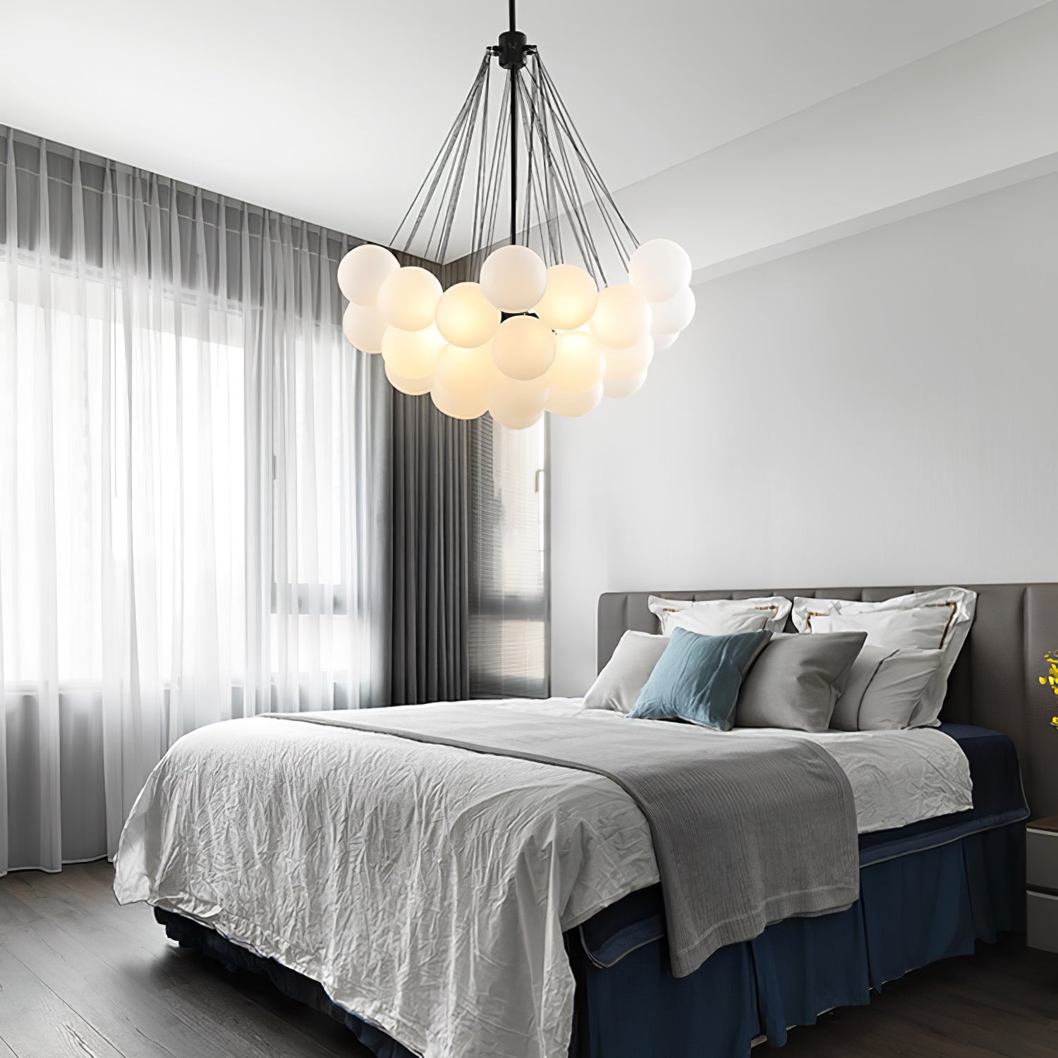 Bubble Chandelier - Blowlighting