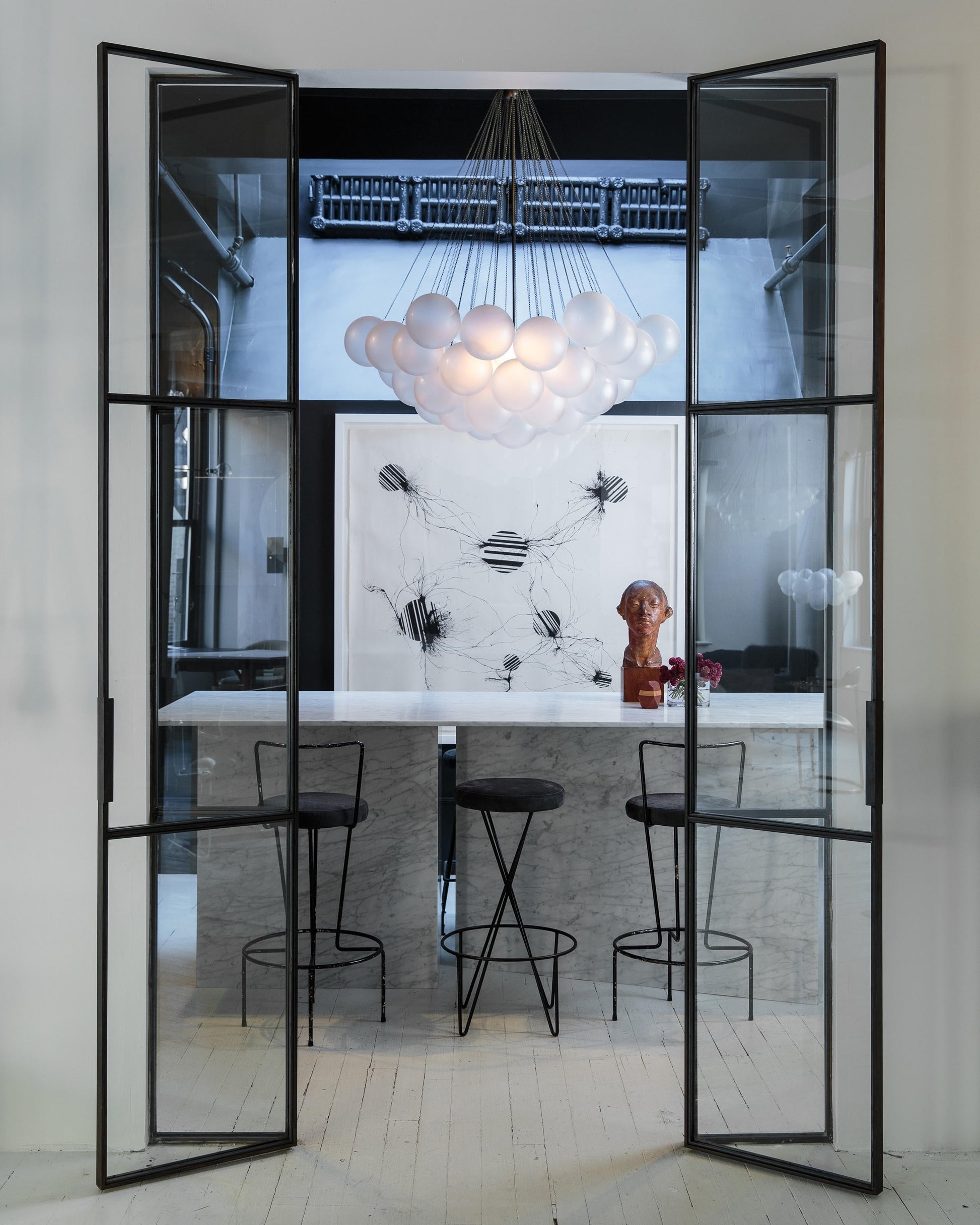 Bubble Chandelier - Blowlighting