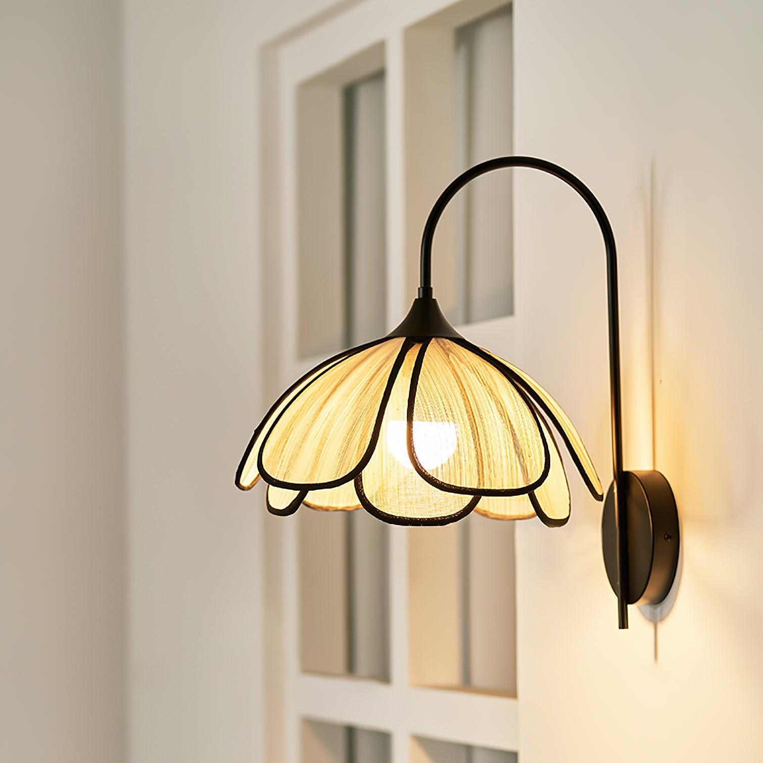 Burnt Petal Wall Lamp - Blowlighting