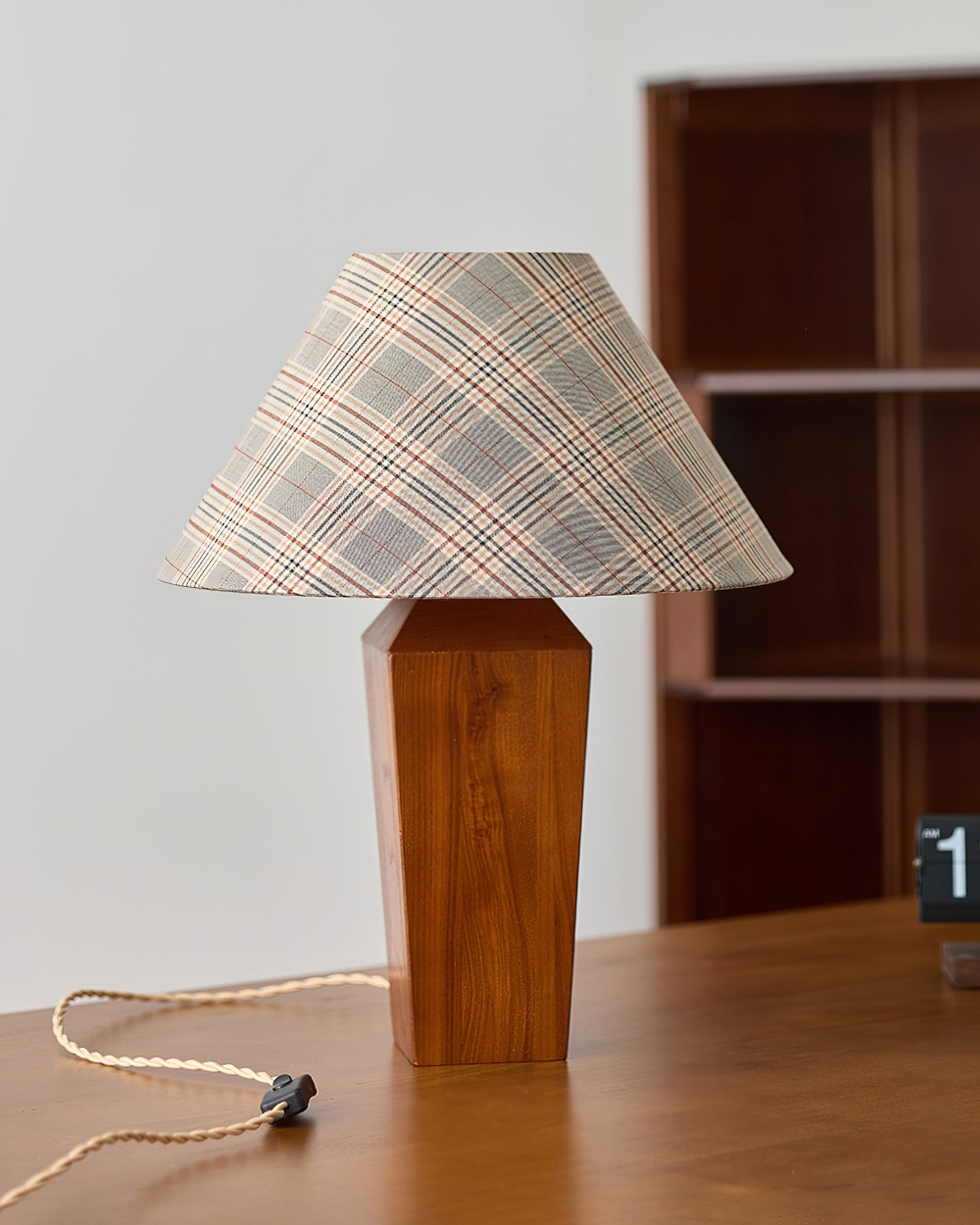 Cabin Modern Wood Table Light