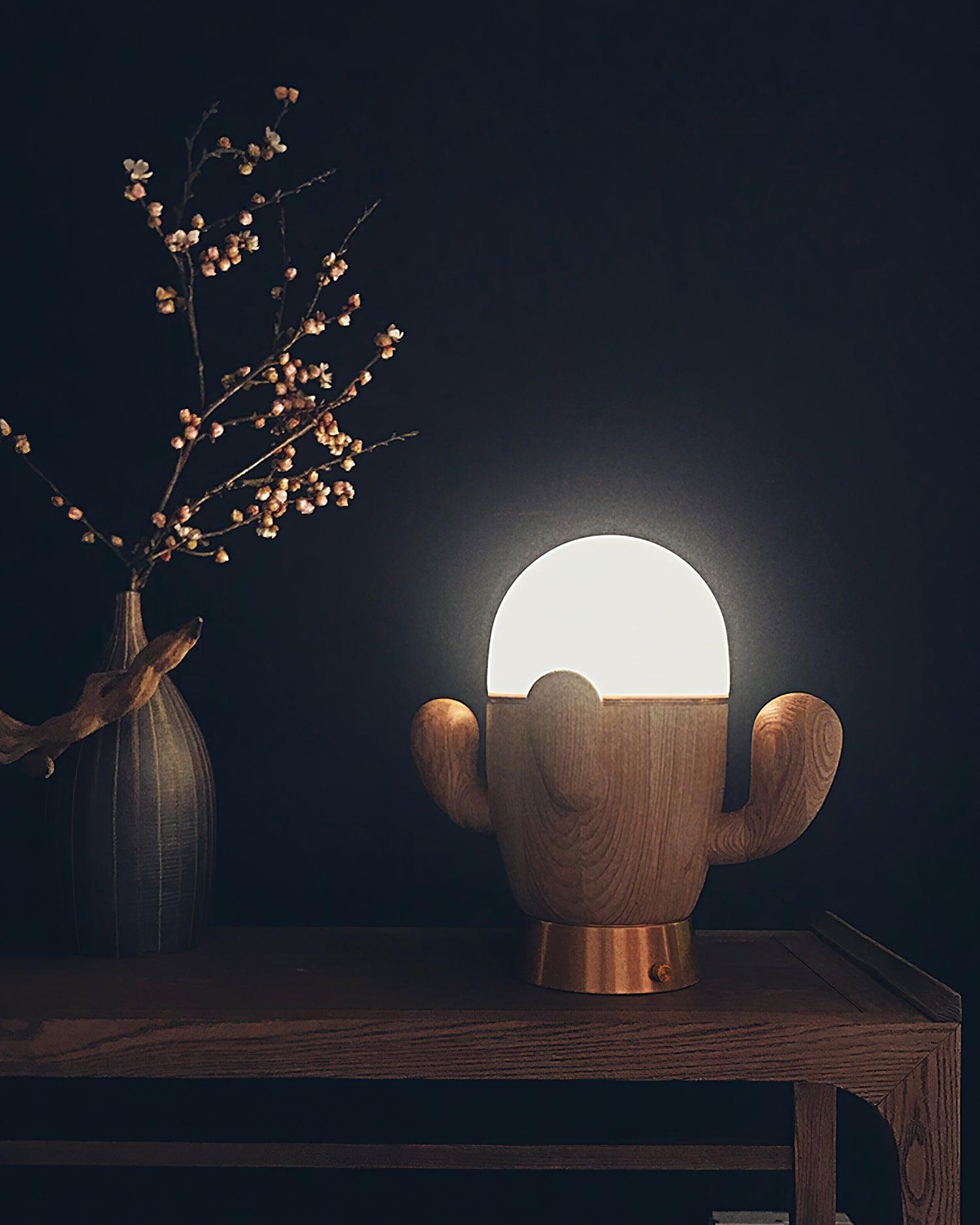 Wooden Cactus Table Lamp - Blowlighting