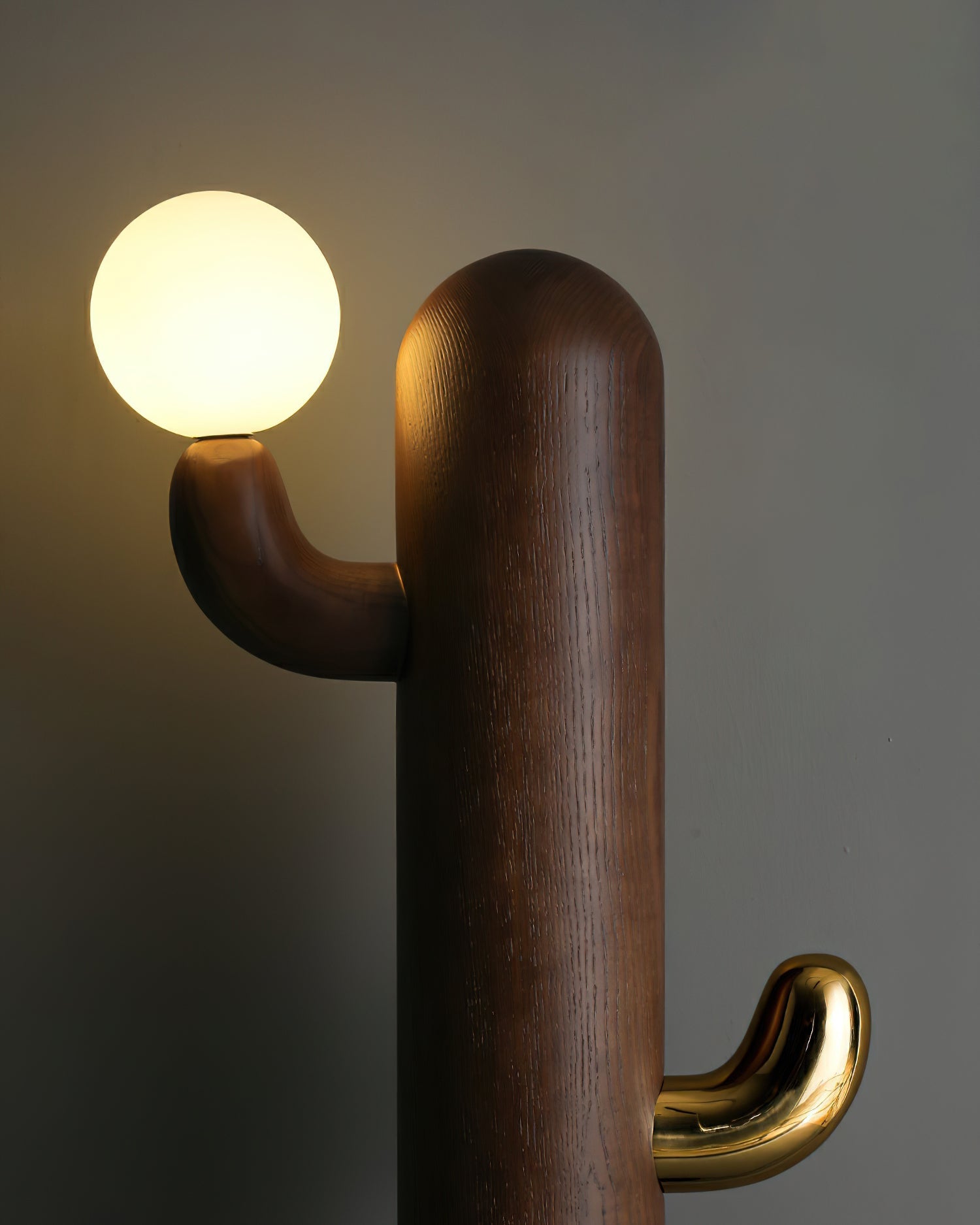 Cactus Wood Floor Lamp - Blowlighting