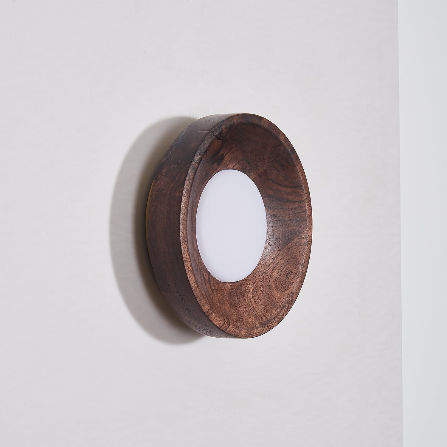 Caldera Wall Lamp - Blowlighting