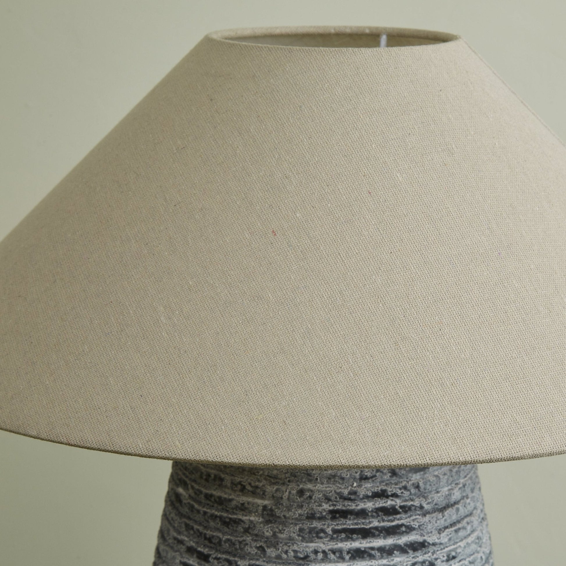 Callisto Ribbed Ceramic Table Lamp - Blowlighting