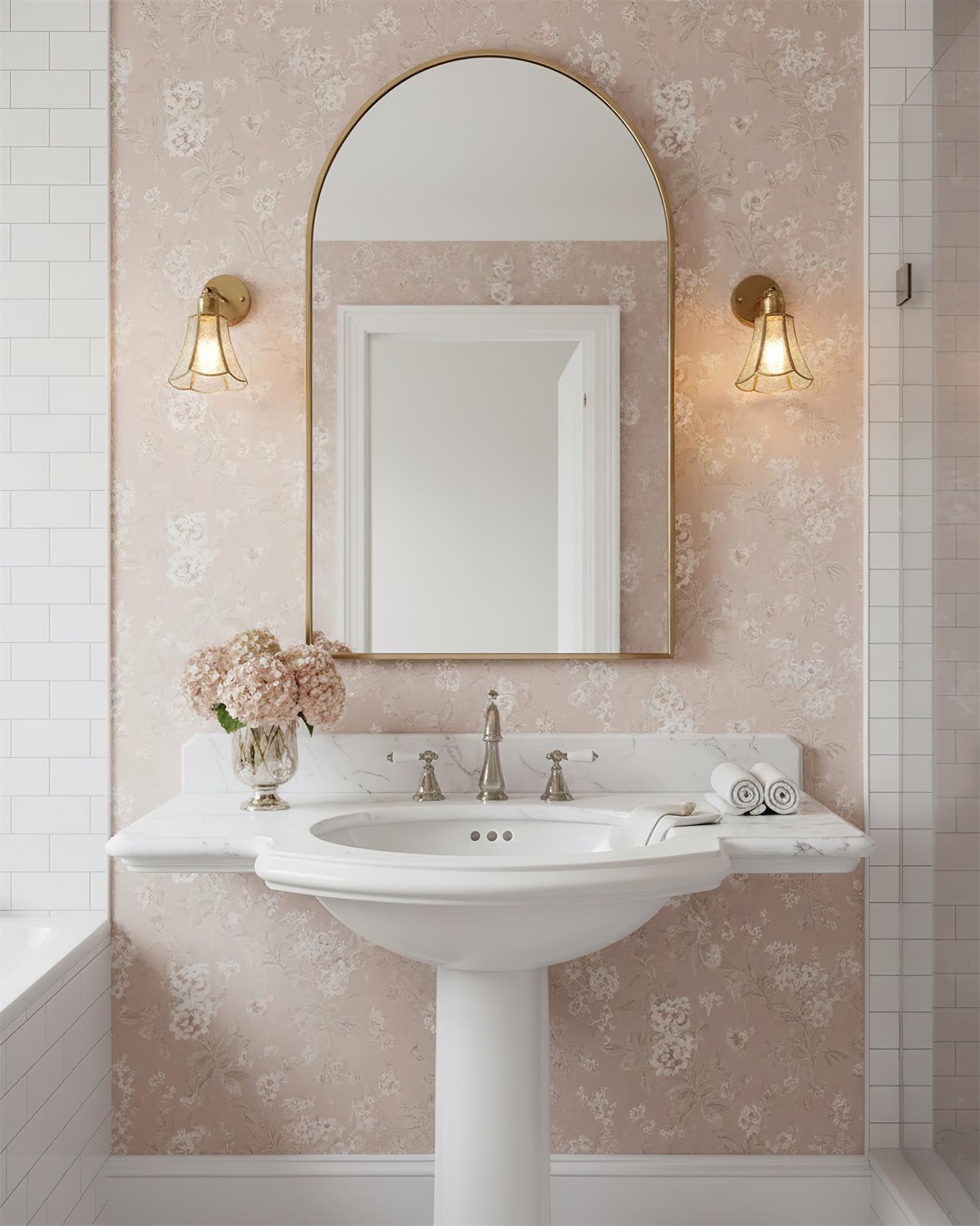 Camoria Modern Metal Wall Light