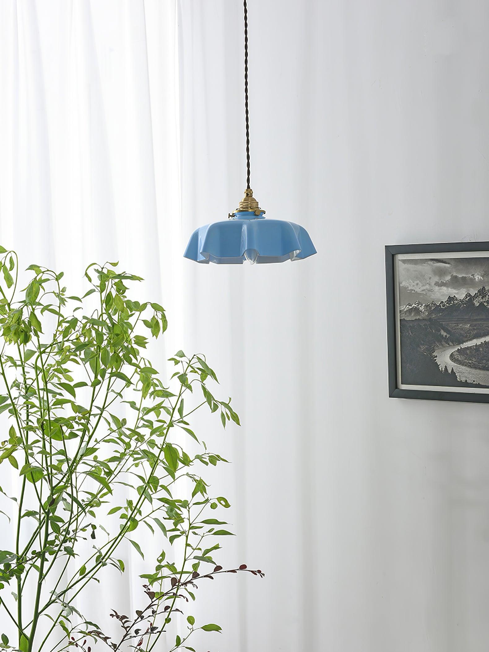 French Flower Pendant Light - Blowlighting