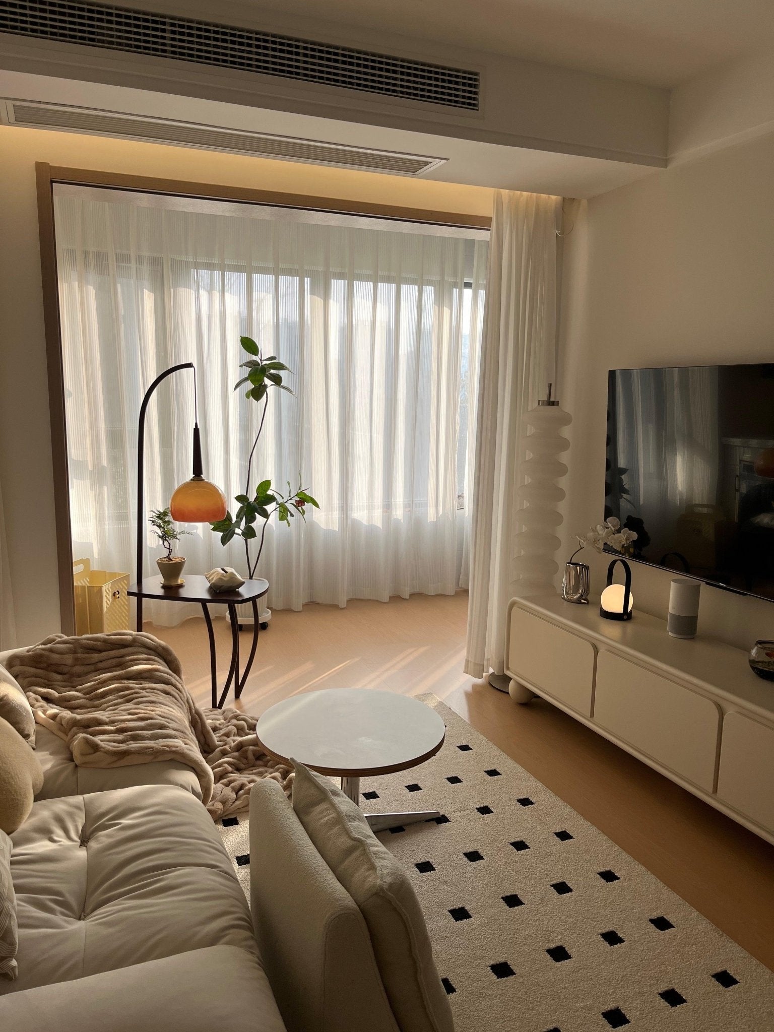 Cantilever Wood Accent Floor Lamp - Blowlighting