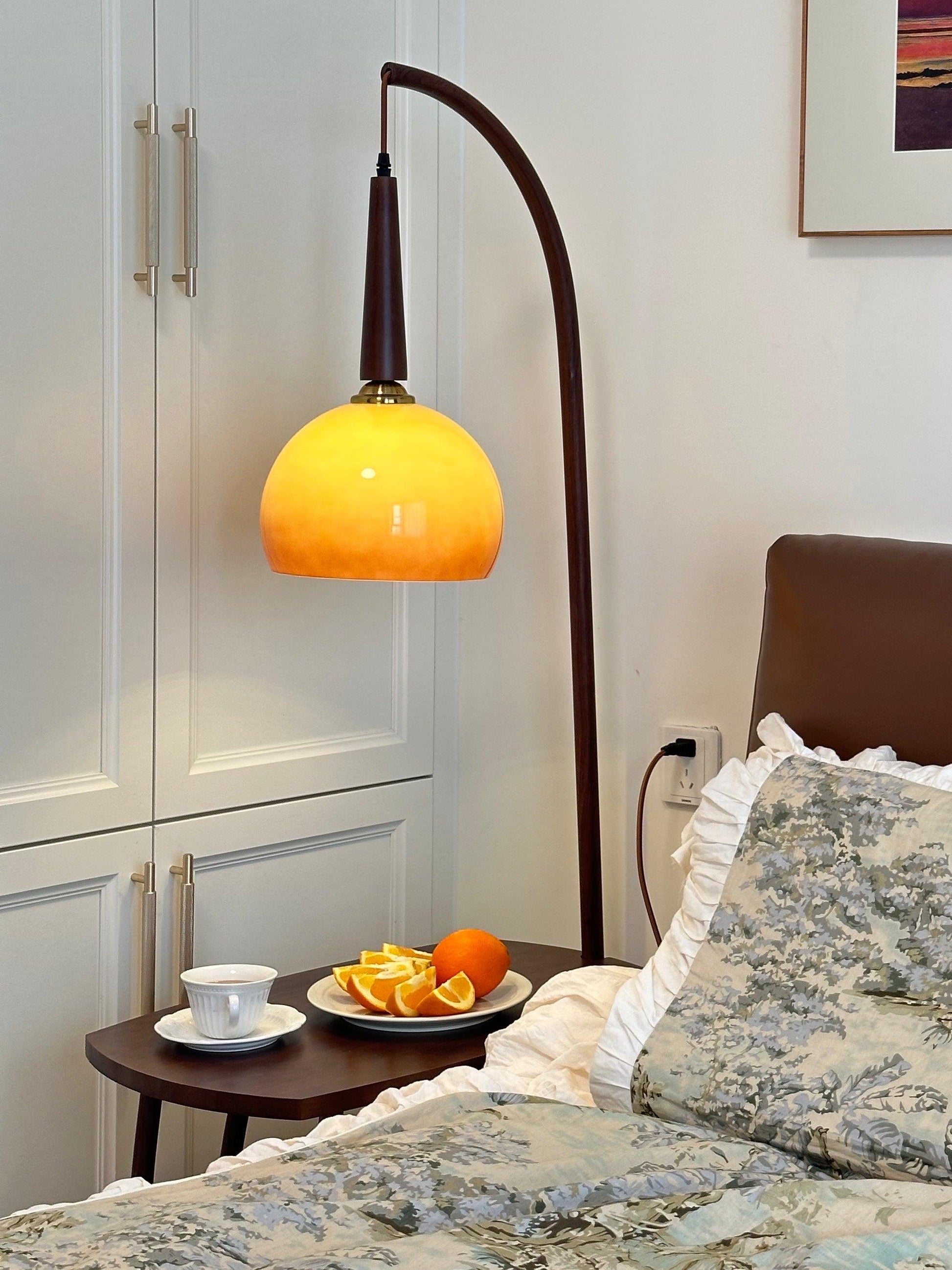 Cantilever Wood Accent Floor Lamp - Blowlighting