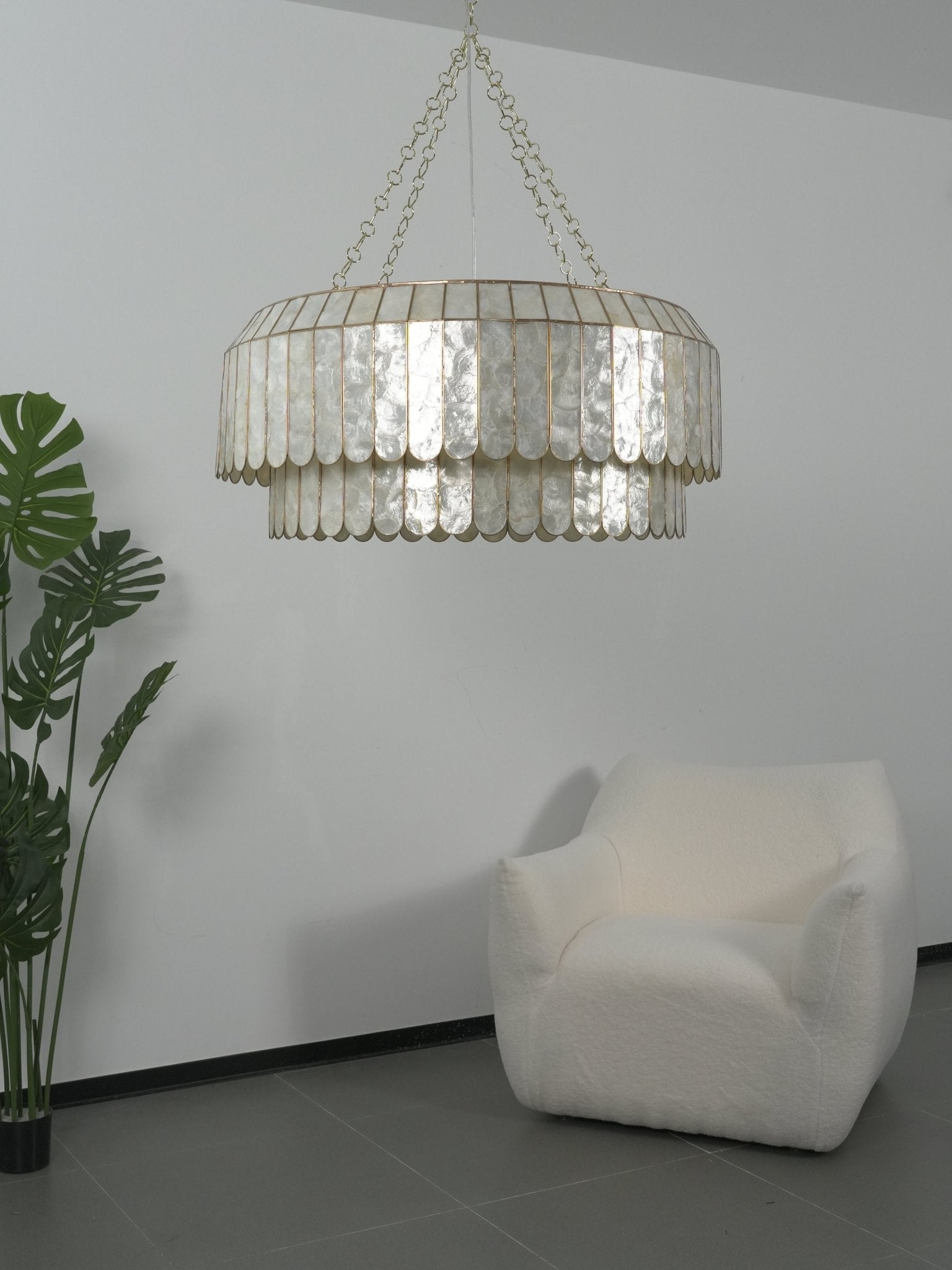 Capiz Aurelia Chandelier - Vakkerlight