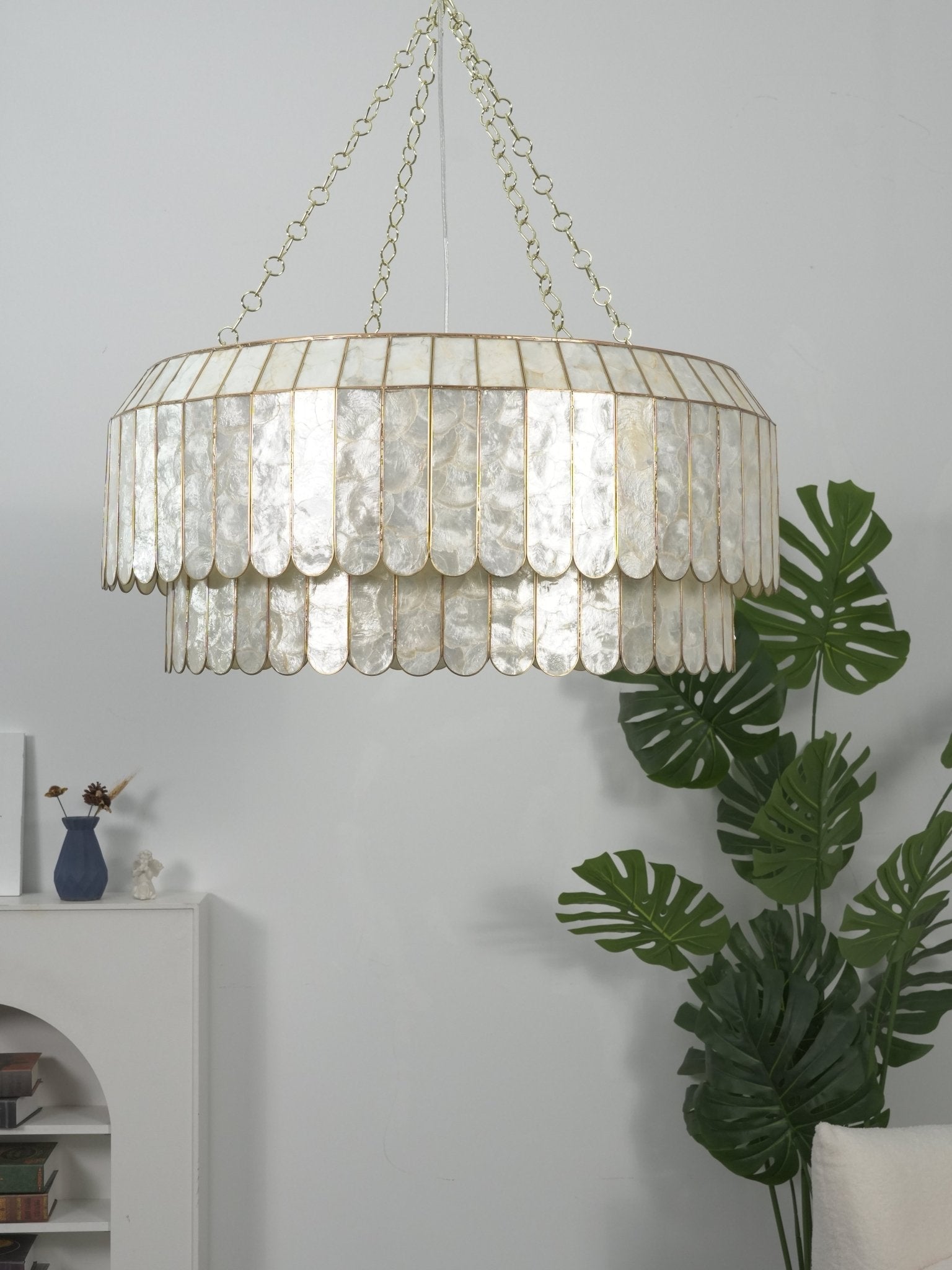 Capiz Aurelia Chandelier - Vakkerlight