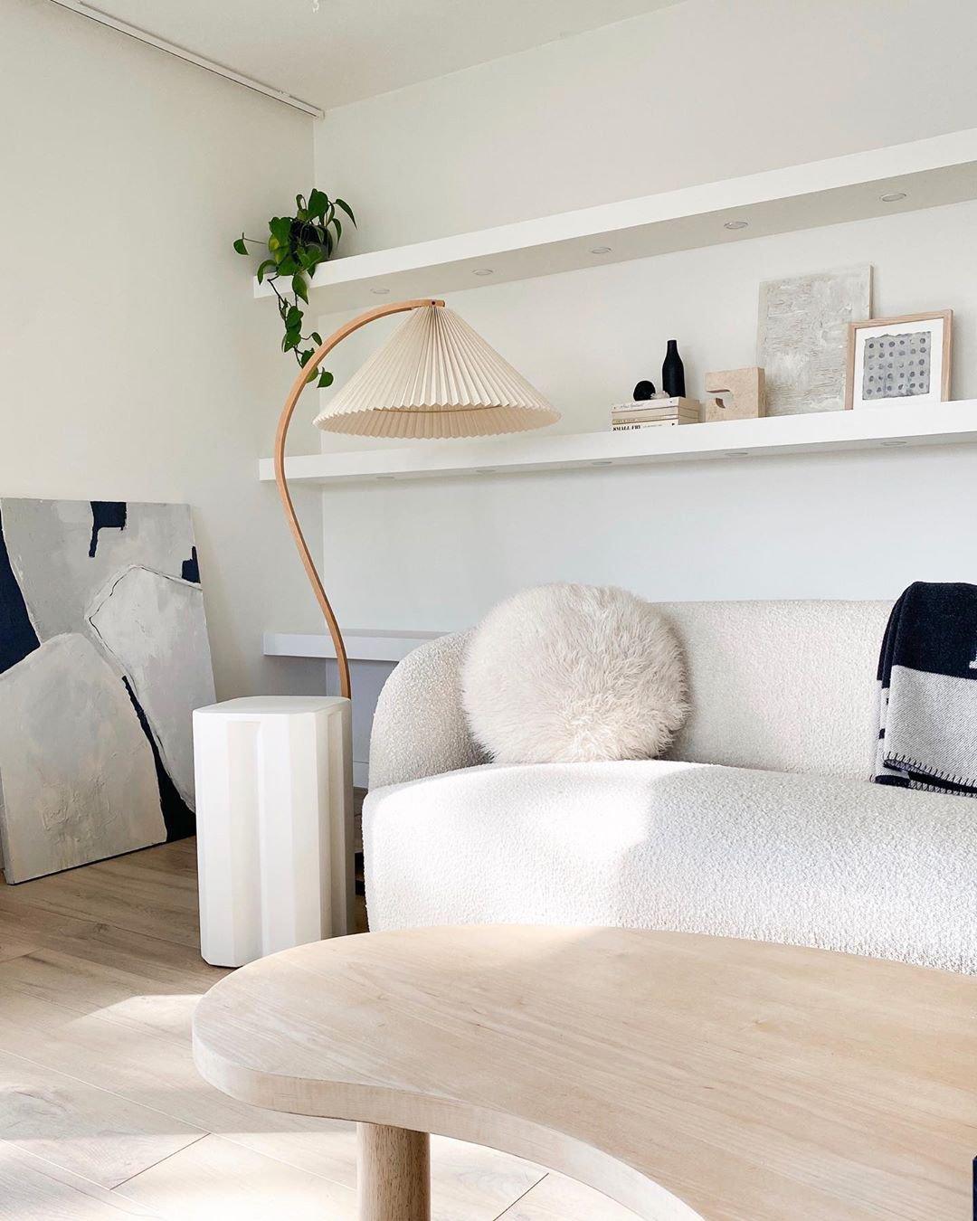 Caprani Floor Lamp - Blowlighting