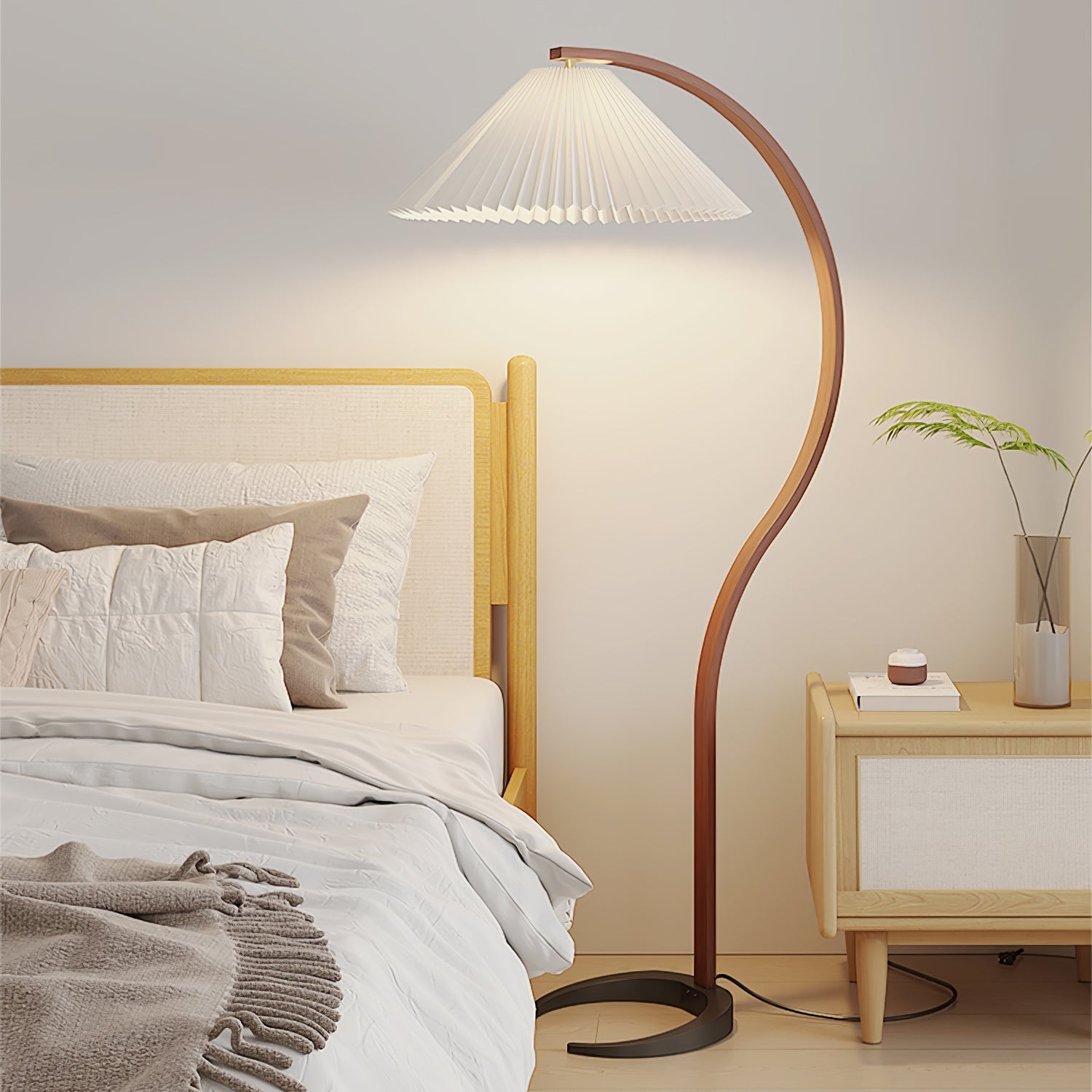 Caprani Floor Lamp - Blowlighting
