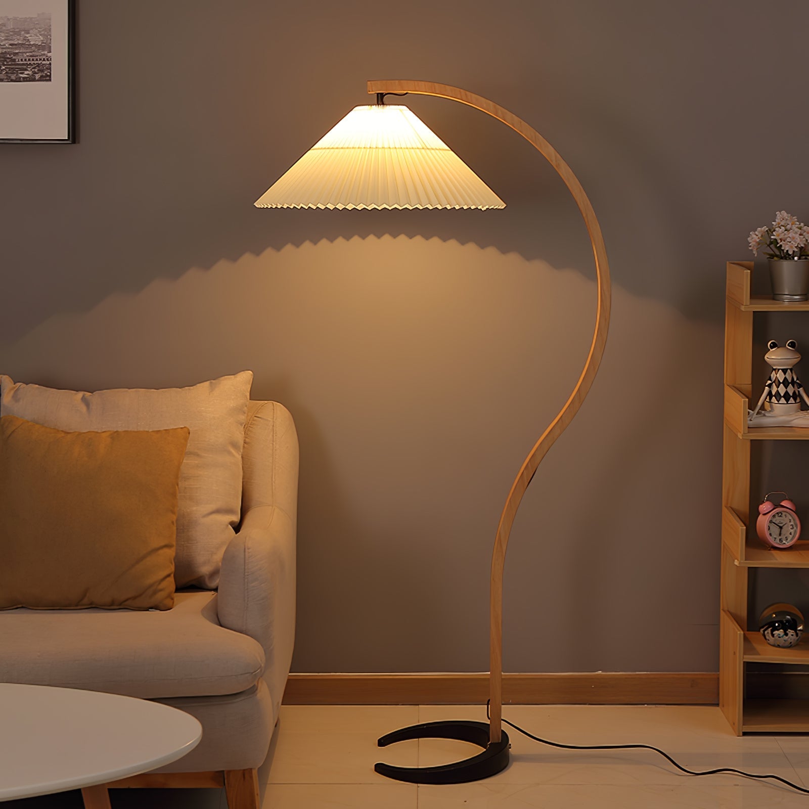 Caprani Floor Lamp - Blowlighting