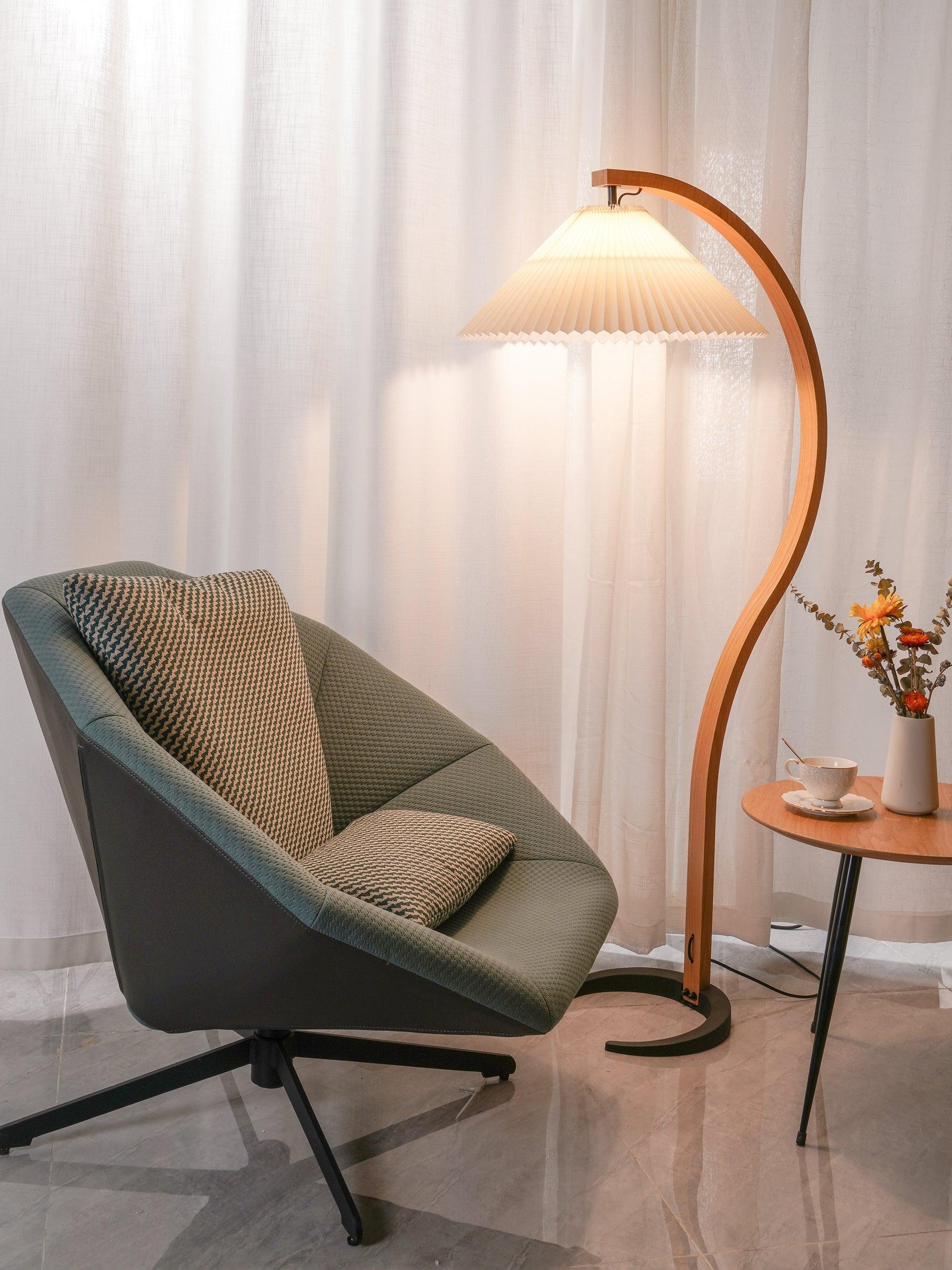Caprani Floor Lamp - Blowlighting