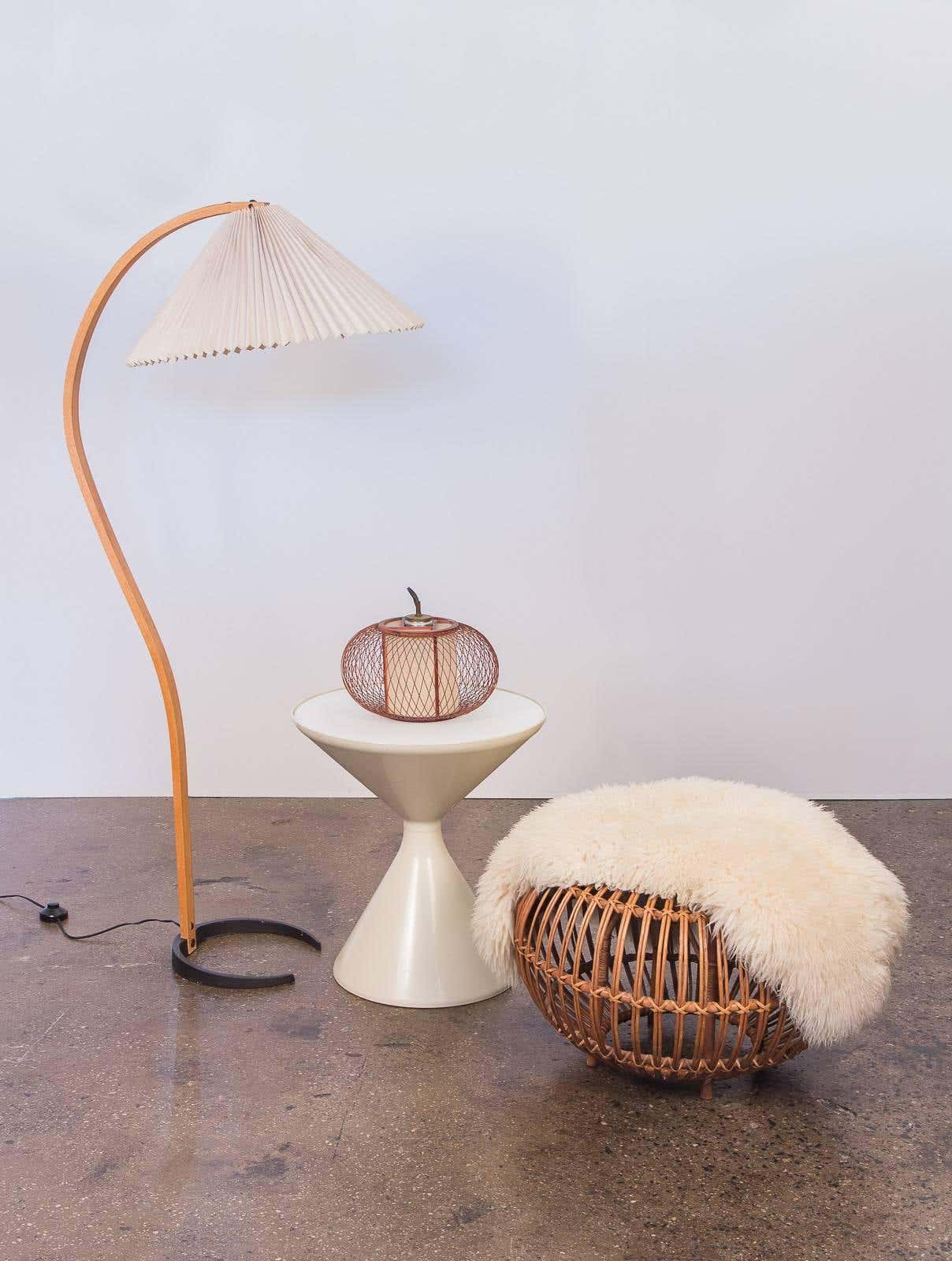 Caprani Floor Lamp - Blowlighting