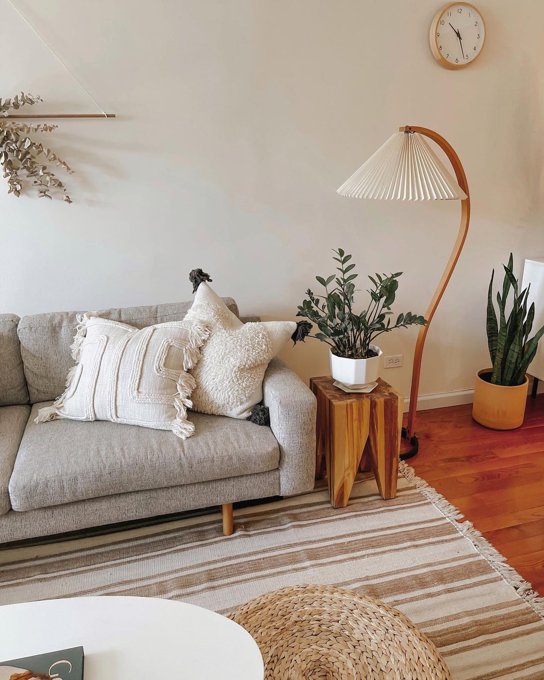 Caprani Floor Lamp - Blowlighting