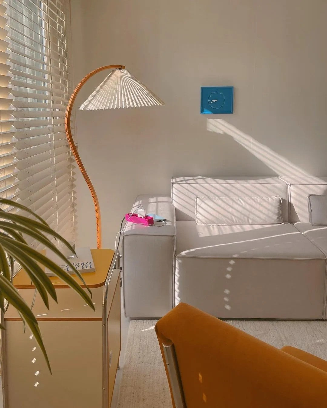 Caprani Floor Lamp - Blowlighting