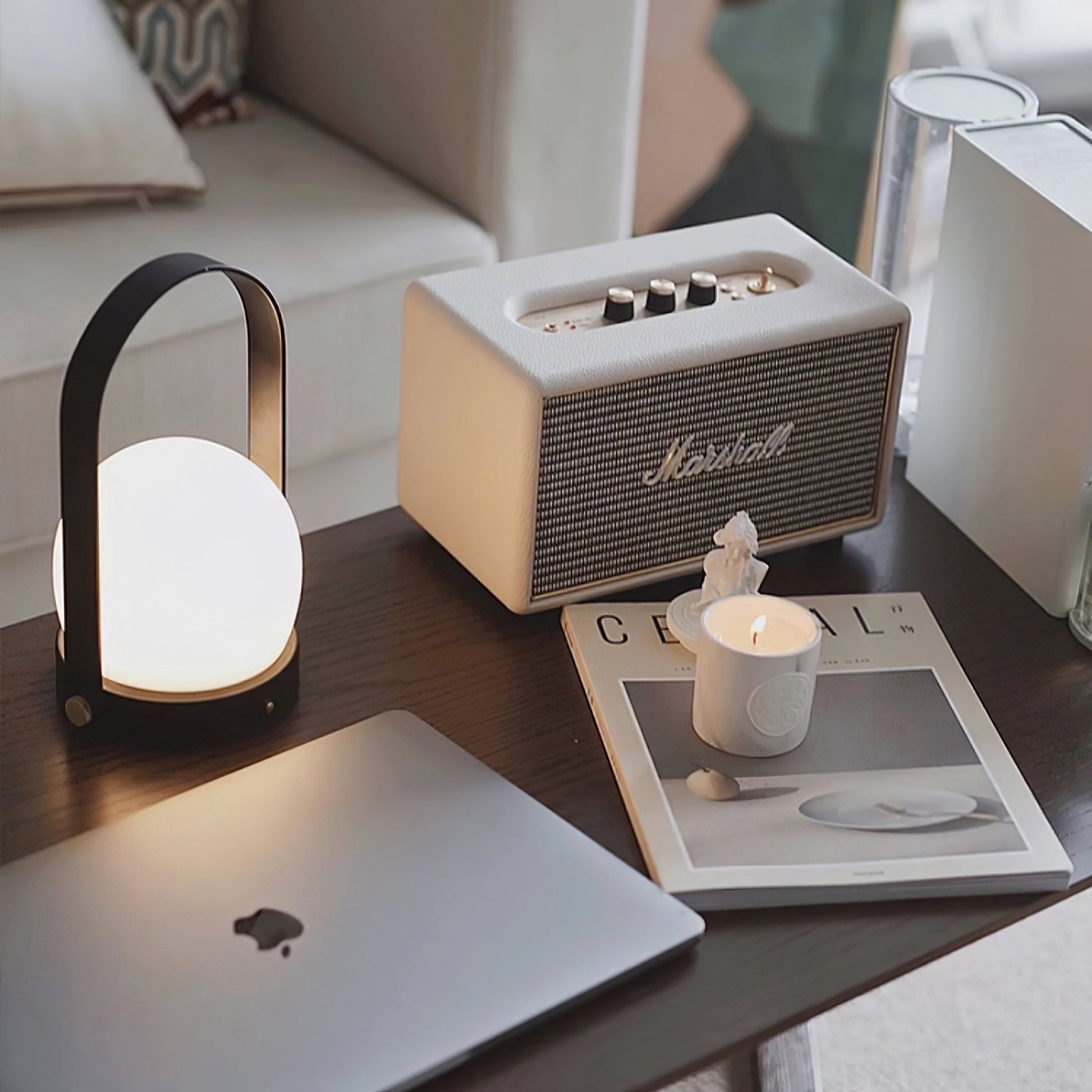 Carrie Built-in Battery Table Lamp - Blowlighting