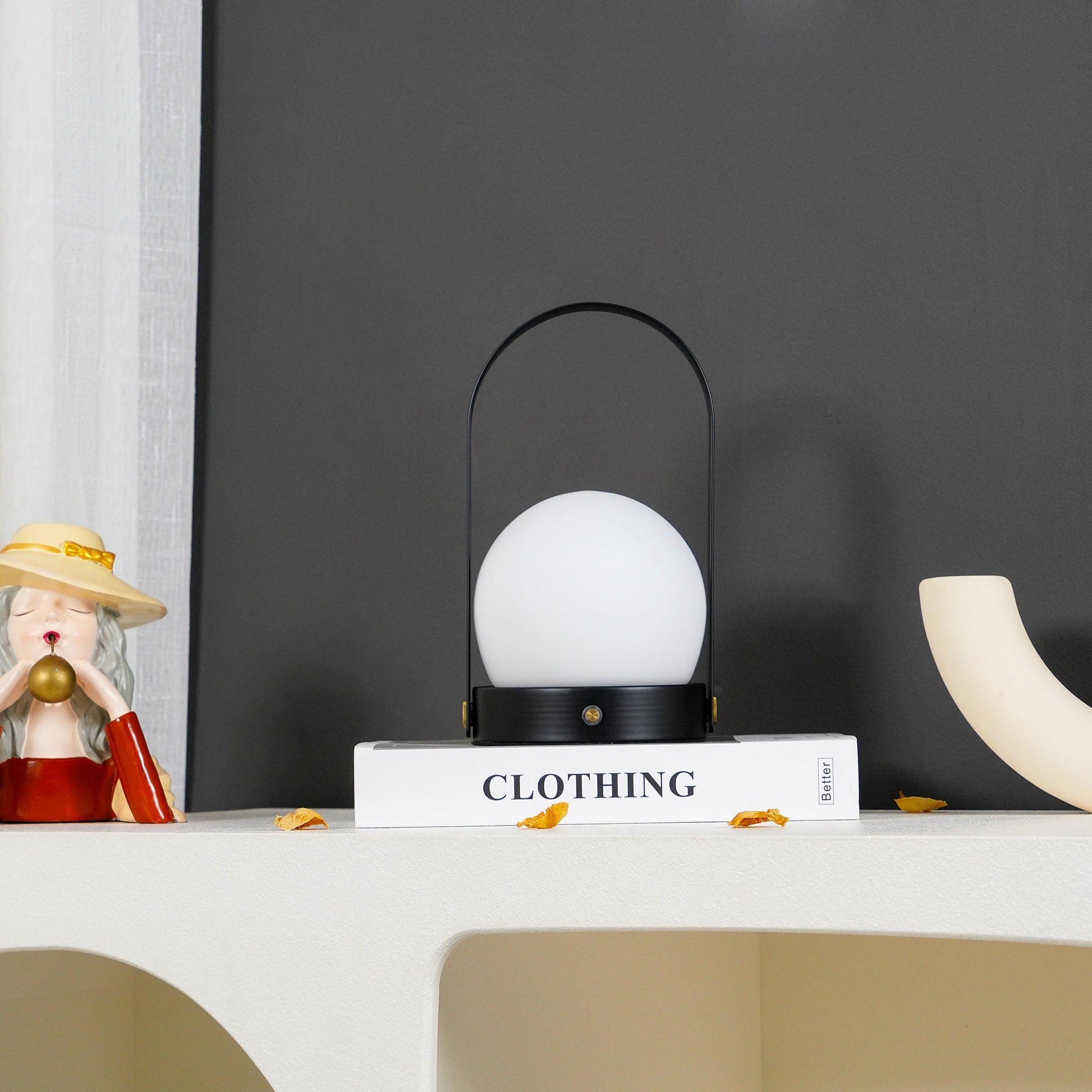 Carrie Built-in Battery Table Lamp - Blowlighting