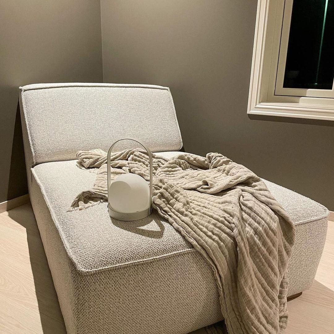 Carrie Built-in Battery Table Lamp - Blowlighting