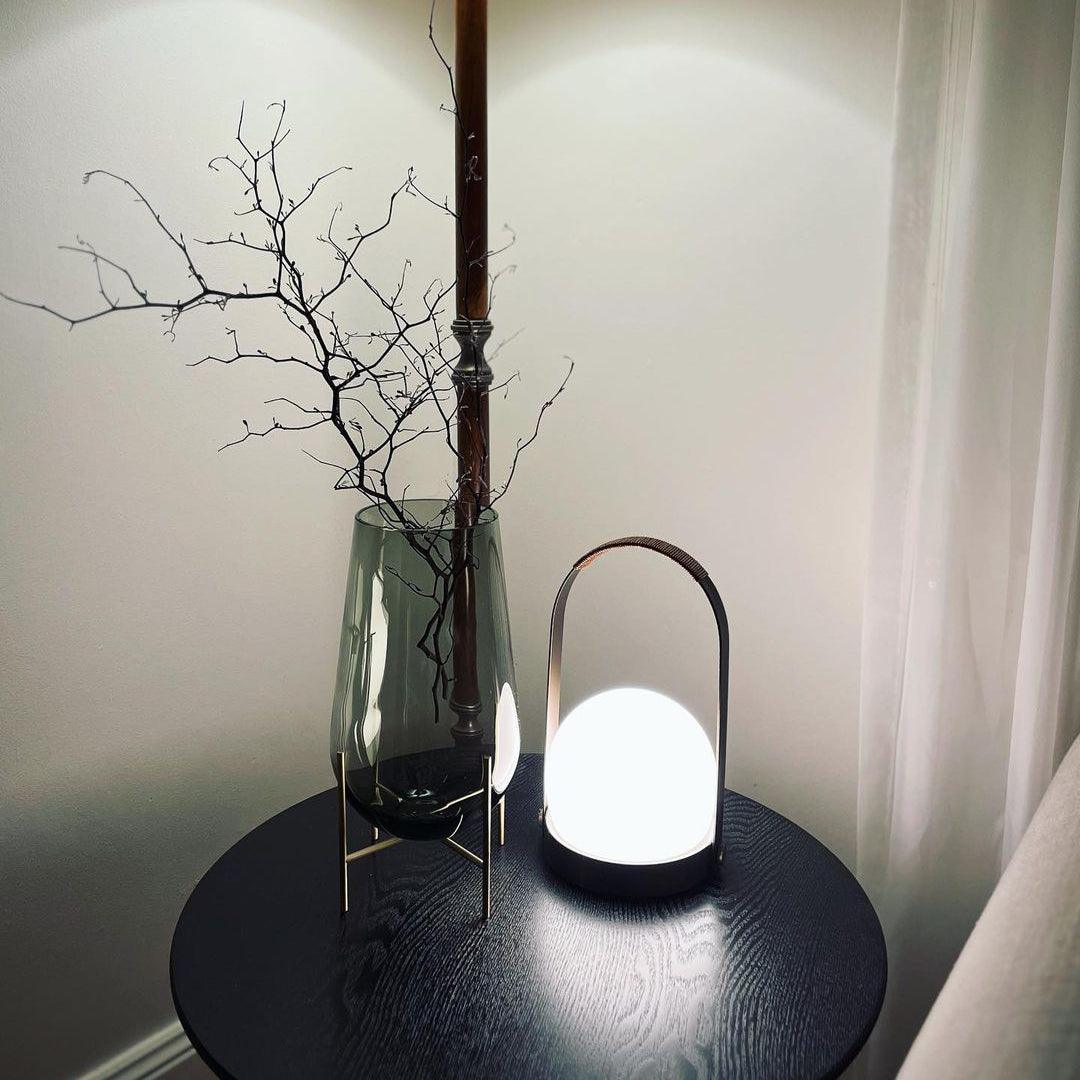 Carrie Built-in Battery Table Lamp - Blowlighting