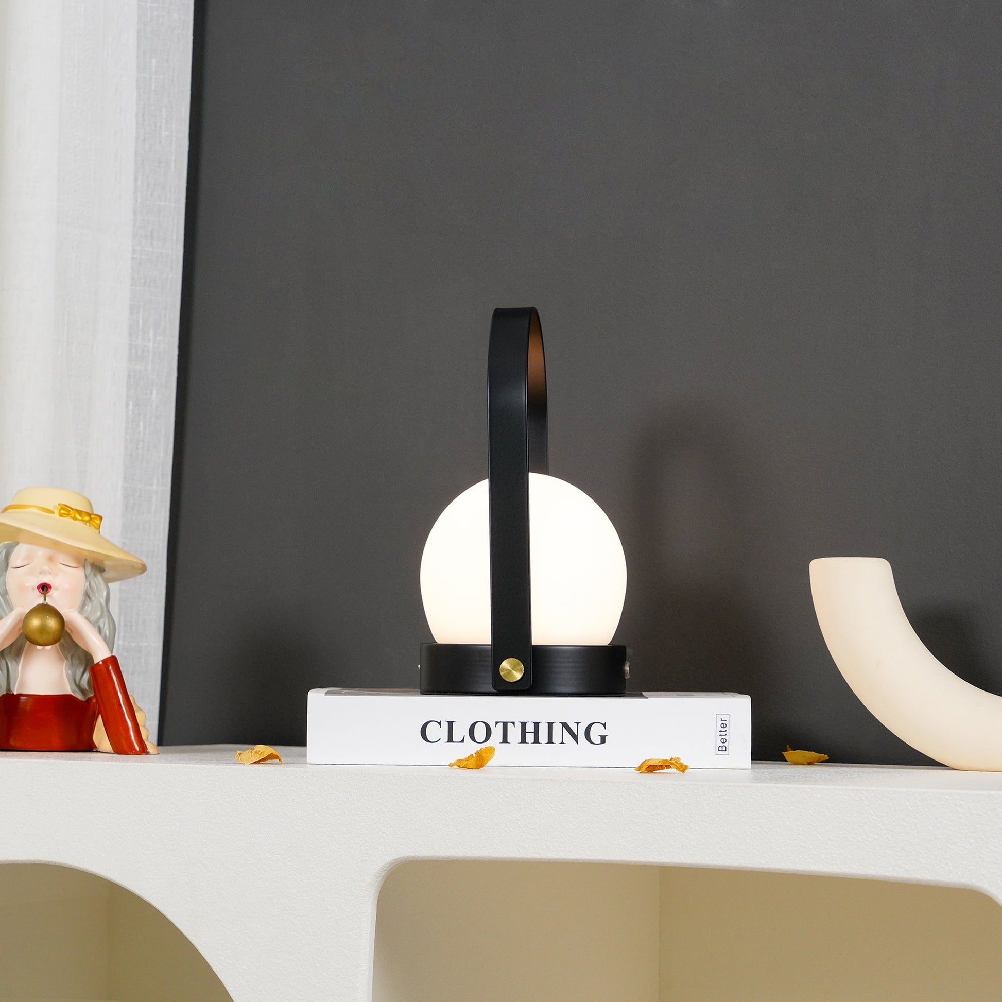 Carrie Built-in Battery Table Lamp - Blowlighting