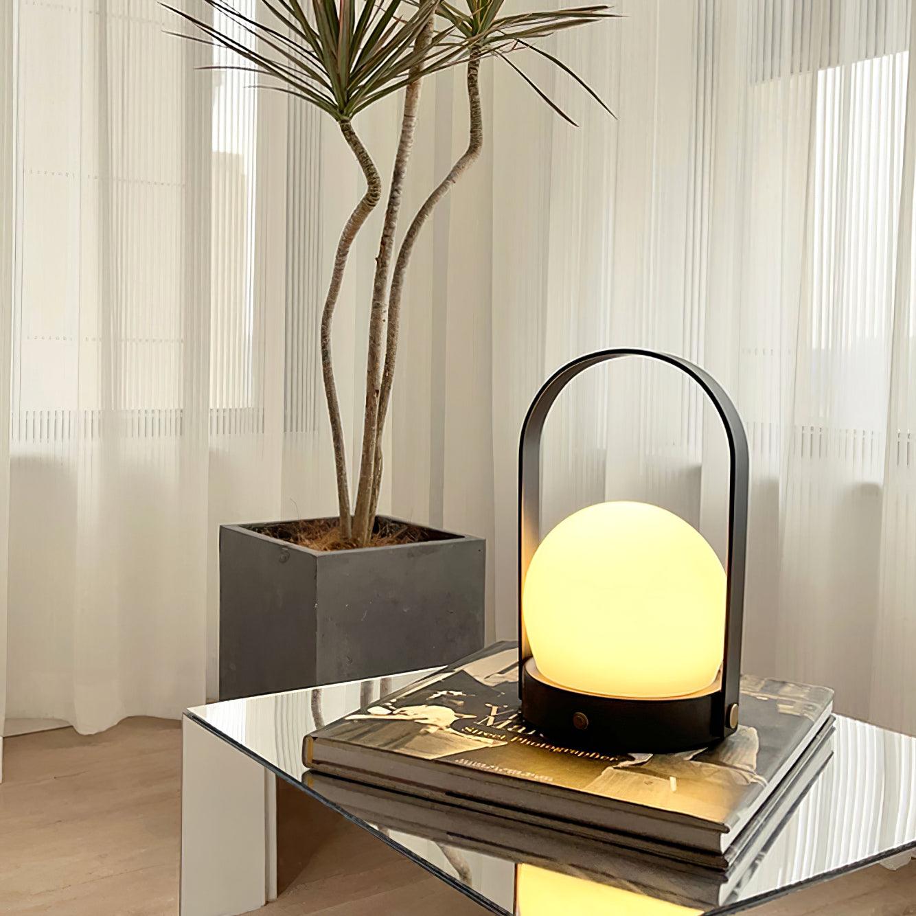 Carrie Built-in Battery Table Lamp - Blowlighting