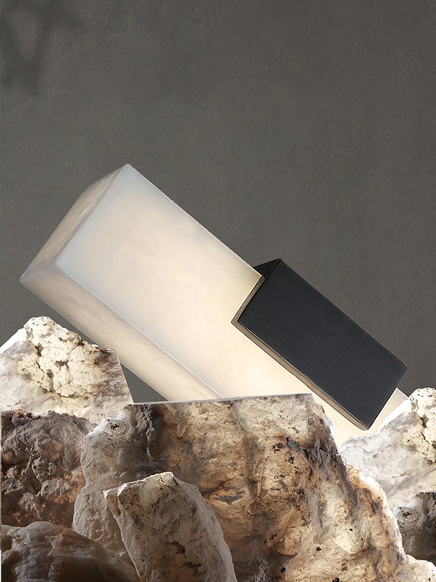 Kaelen Minimalist Alabaster Linear Pendant Light - Blowlighting