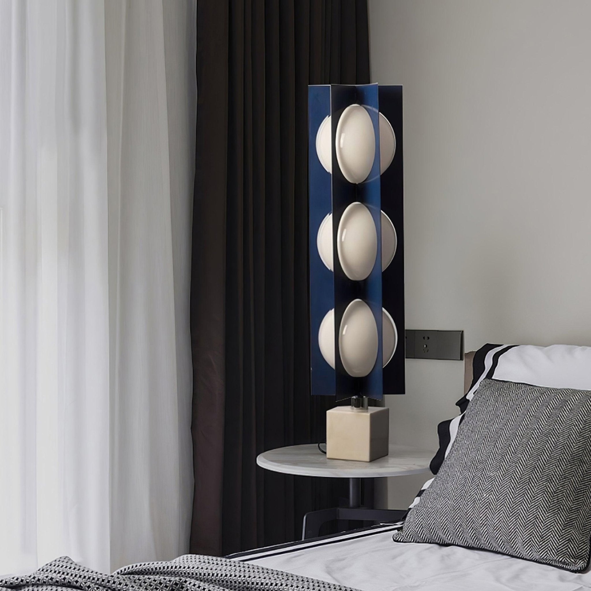 Blue Kleos Floor Lamp - Blowlighting