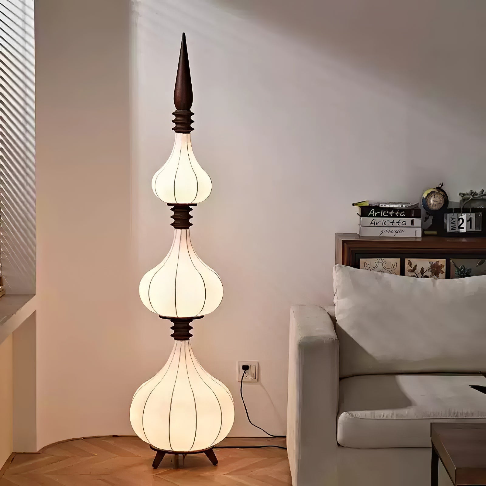 Cetalyra Tiered Gourd Floor Lamp - Blowlighting