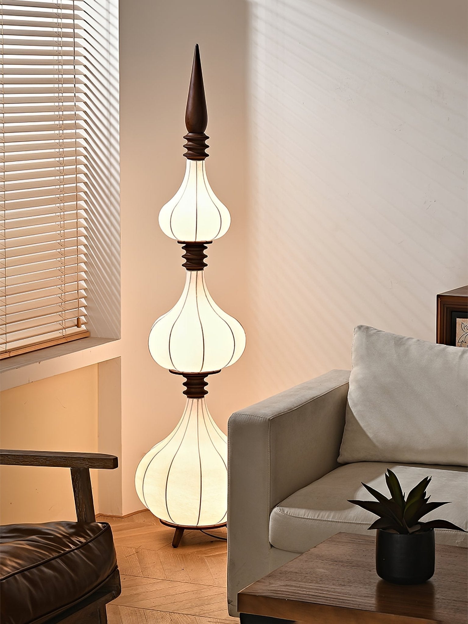 Cetalyra Tiered Gourd Floor Lamp - Blowlighting