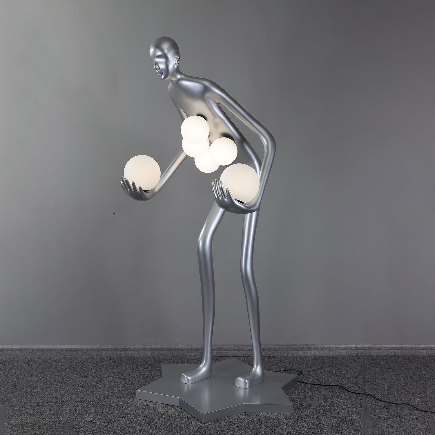 Silvaris Sculptural Metal Floor Lamp - Blowlighting