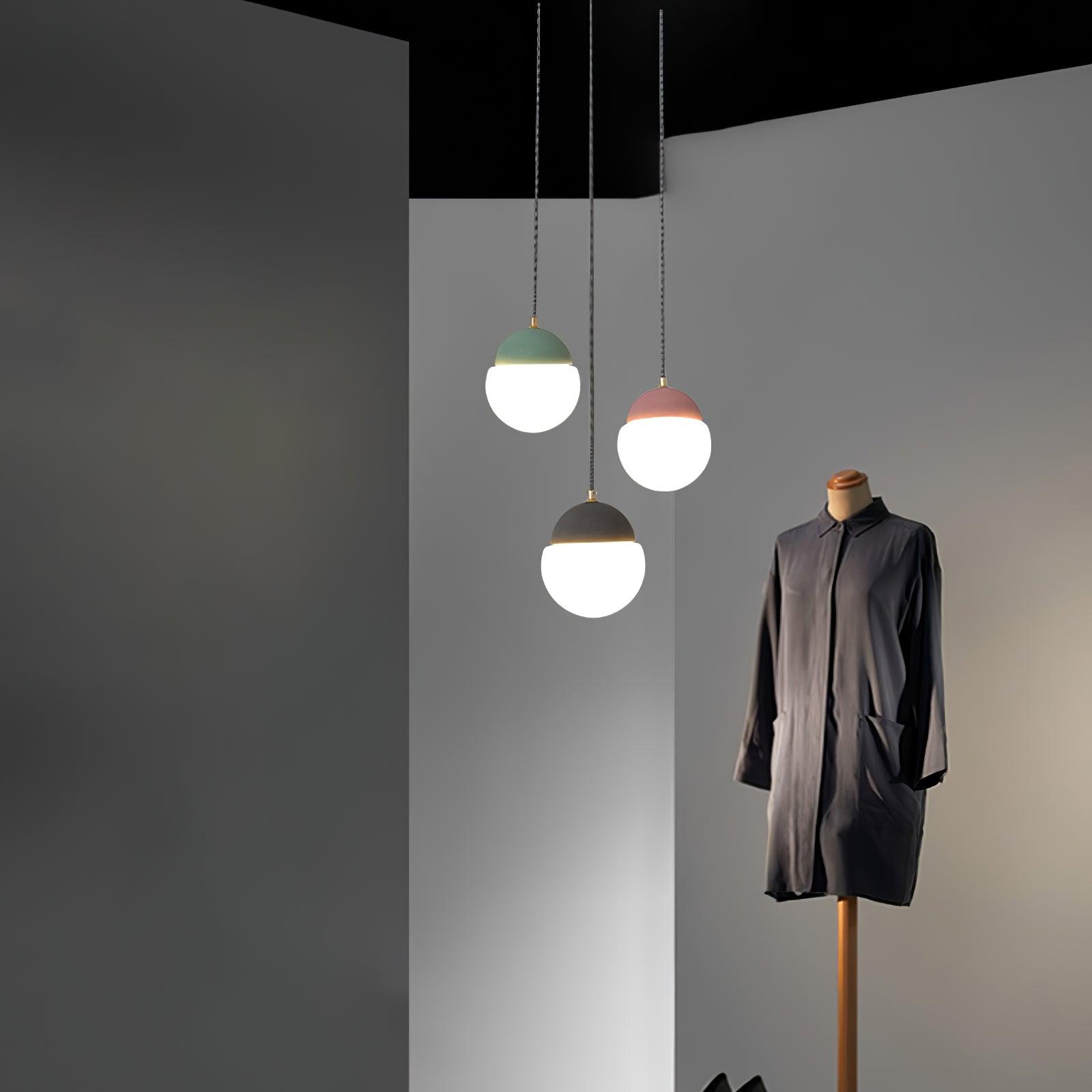 Ilraearis Glass Pendant Light - Blowlighting