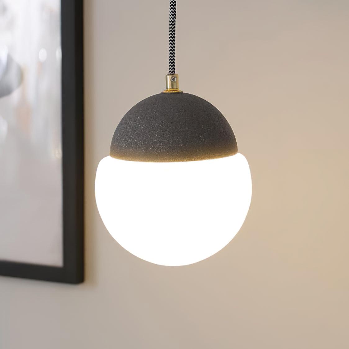 Ilraearis Glass Pendant Light - Blowlighting