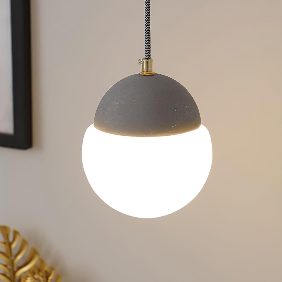 Ilraearis Glass Pendant Light - Blowlighting