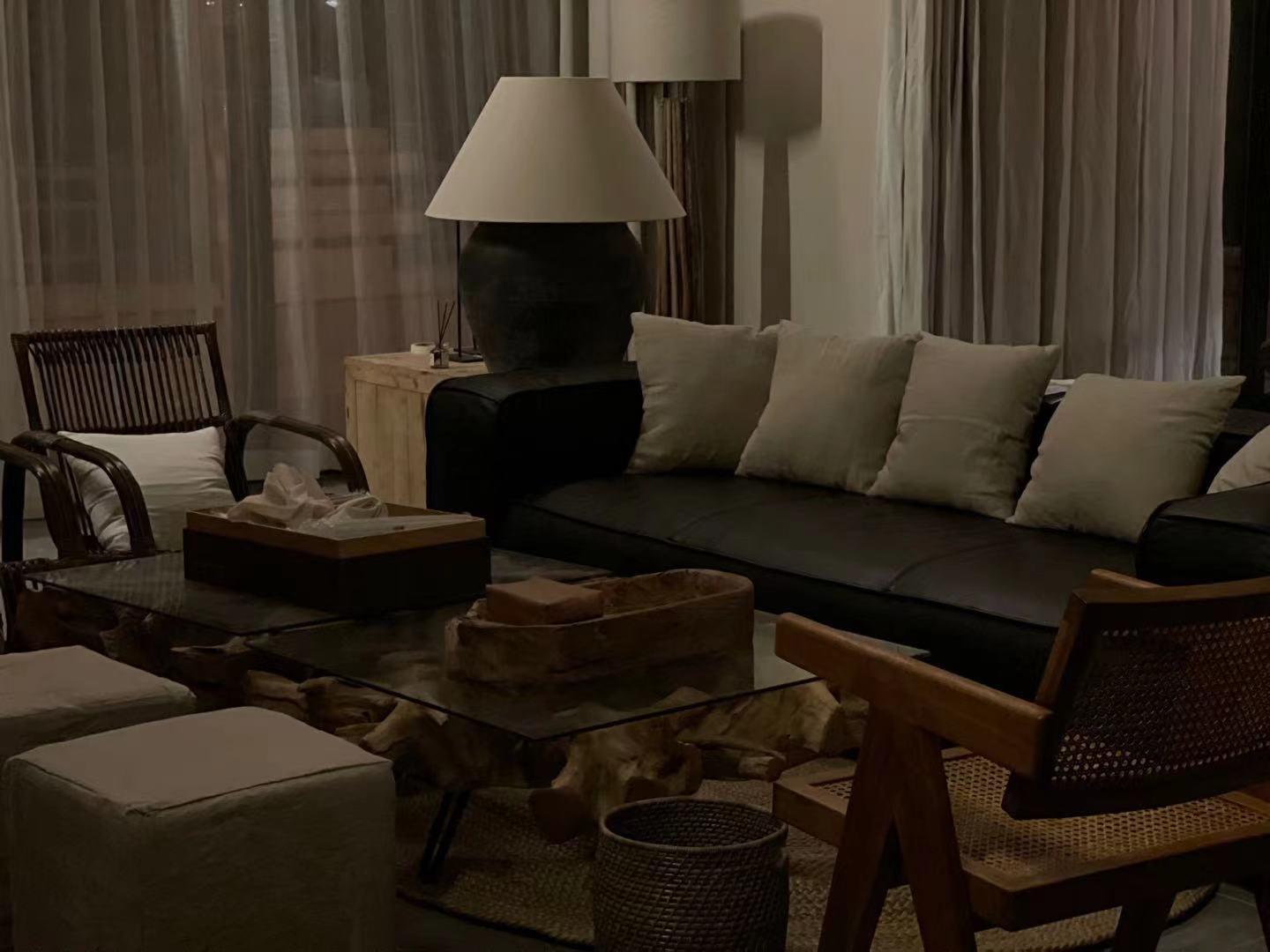 Decker Table Lamp - Blowlighting