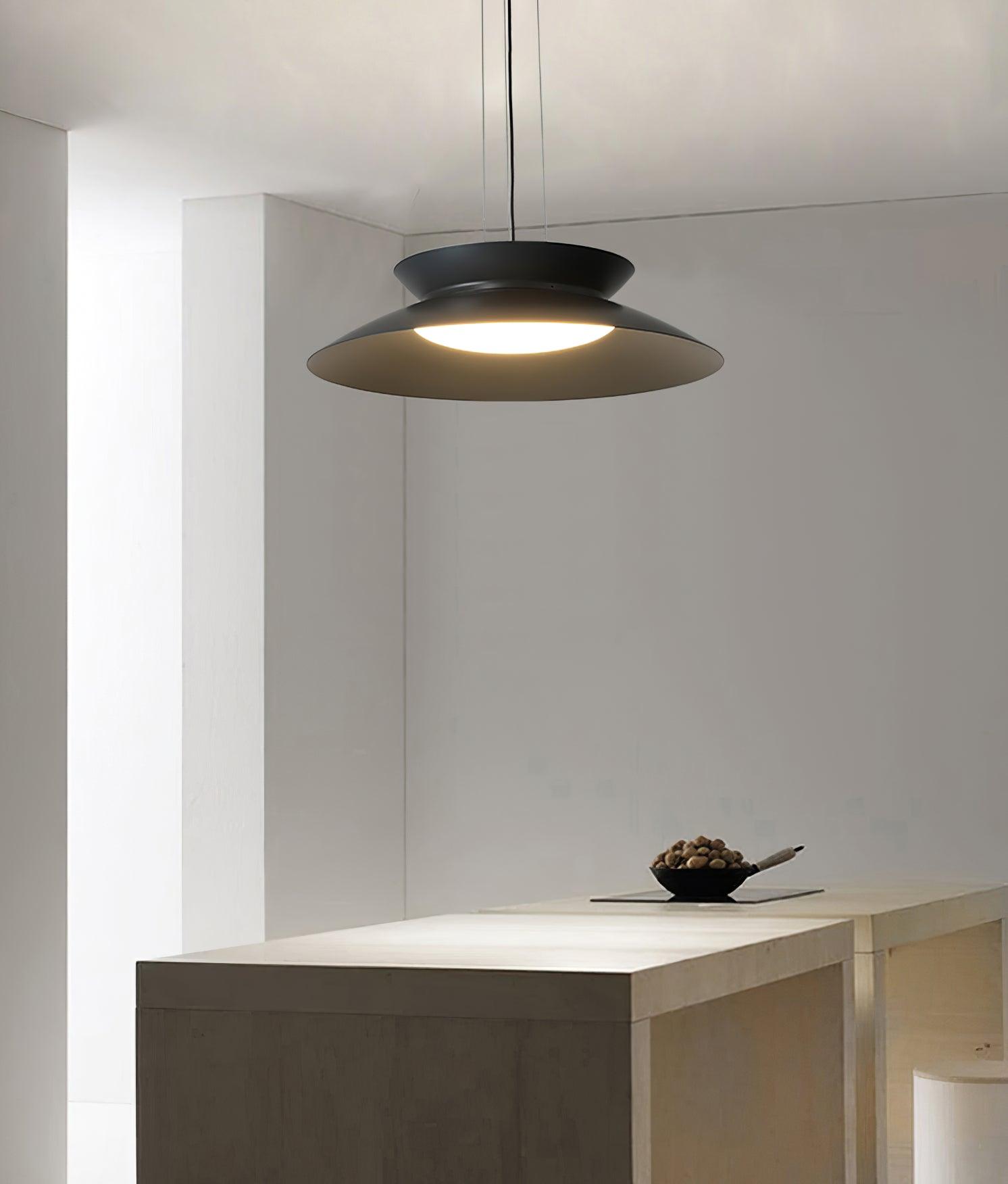 Evlaeus Pendant Light - Blowlighting