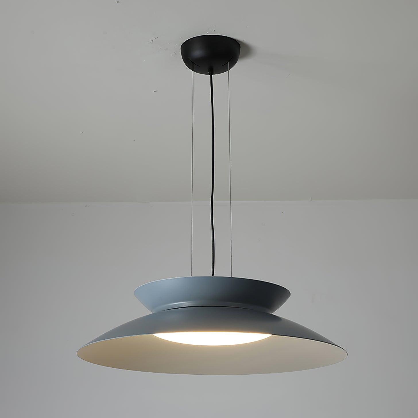 Evlaeus Pendant Light - Blowlighting